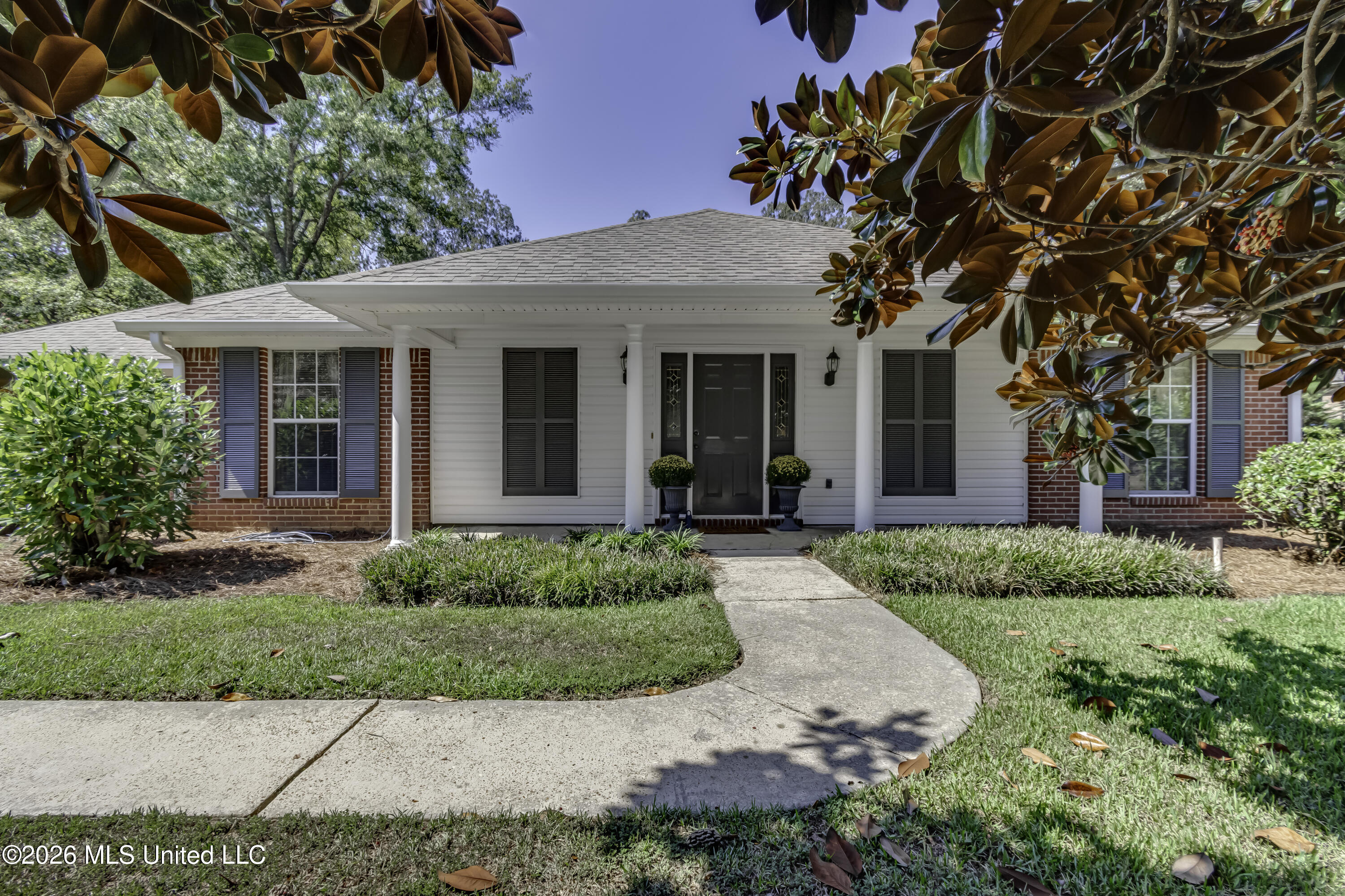 210 Southampton Place Brandon Mississippi United States, for Sale, residential, Jessica McLaurin, Rezults Realty, LLC