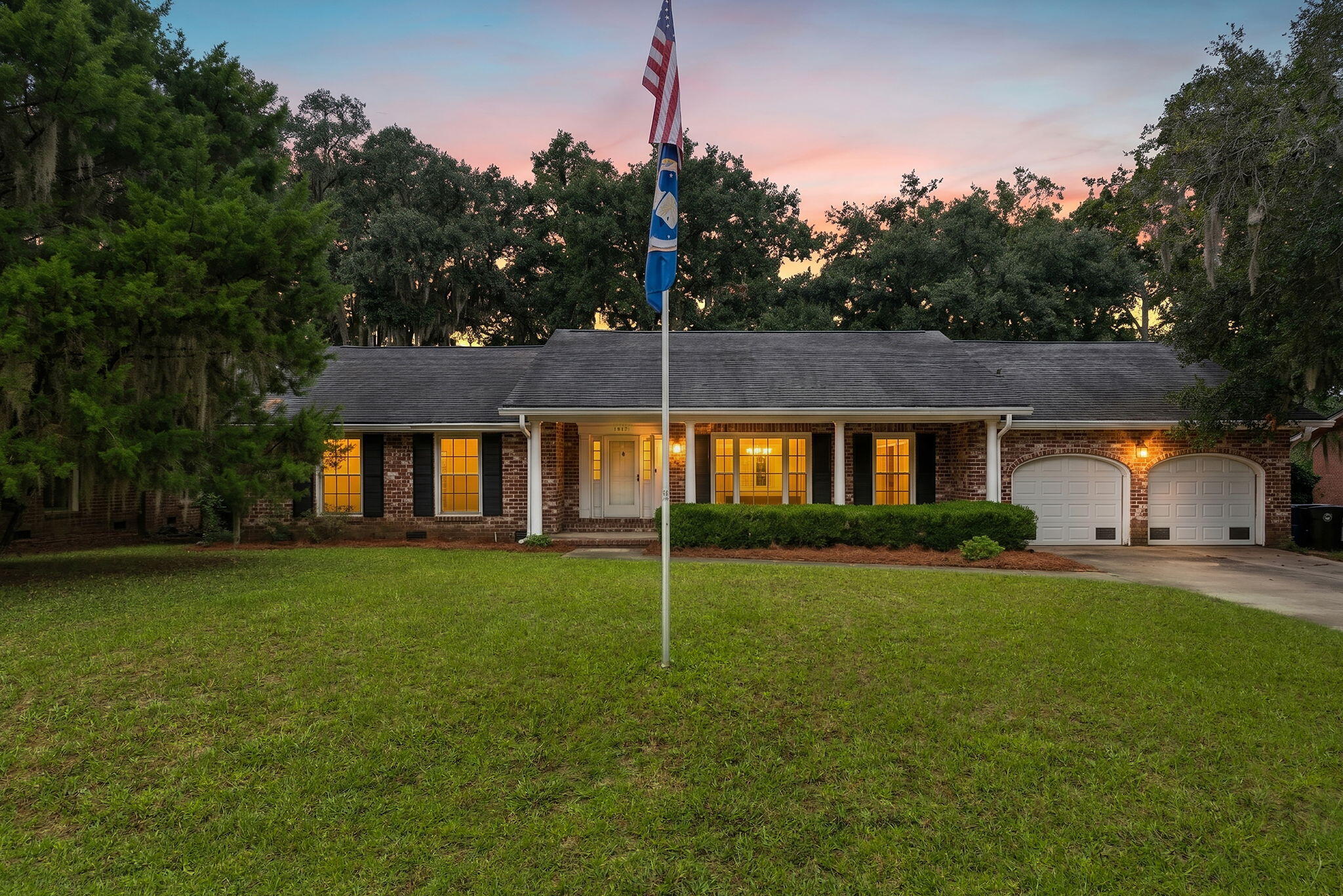 1817 Wilshire Drive Charleston South Carolina United States, Sale Pending, residential, Bobbie  Rose, Keller Williams Realty Charleston/West Ashley