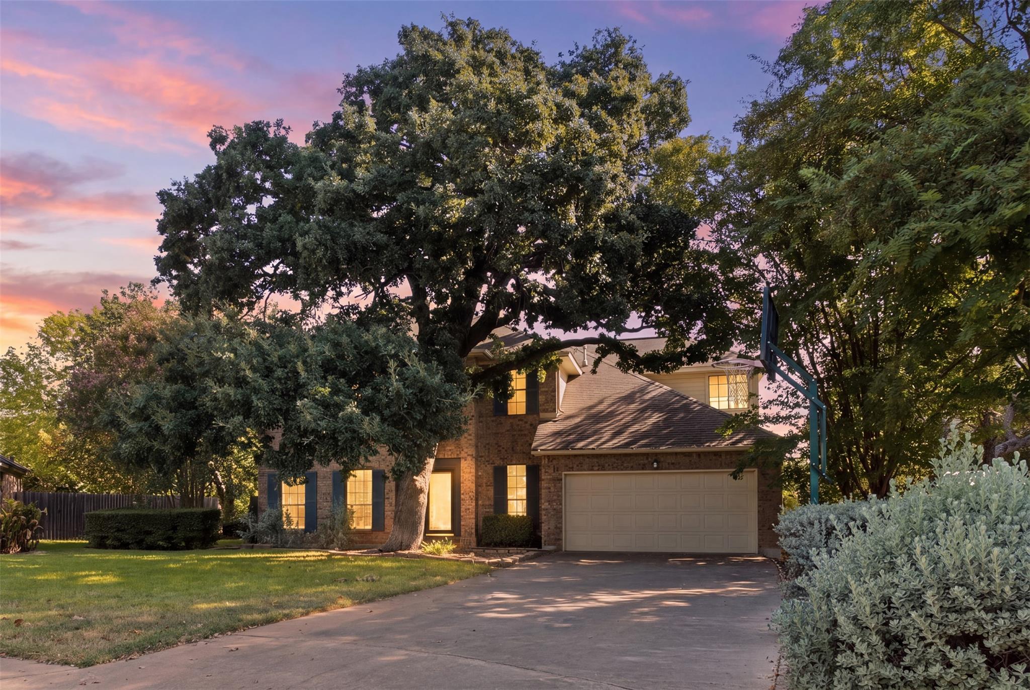 1221 Thistle TRL Cedar Park Texas United States, for Sale, residential, Rita Vera, Central Metro Realty LLC