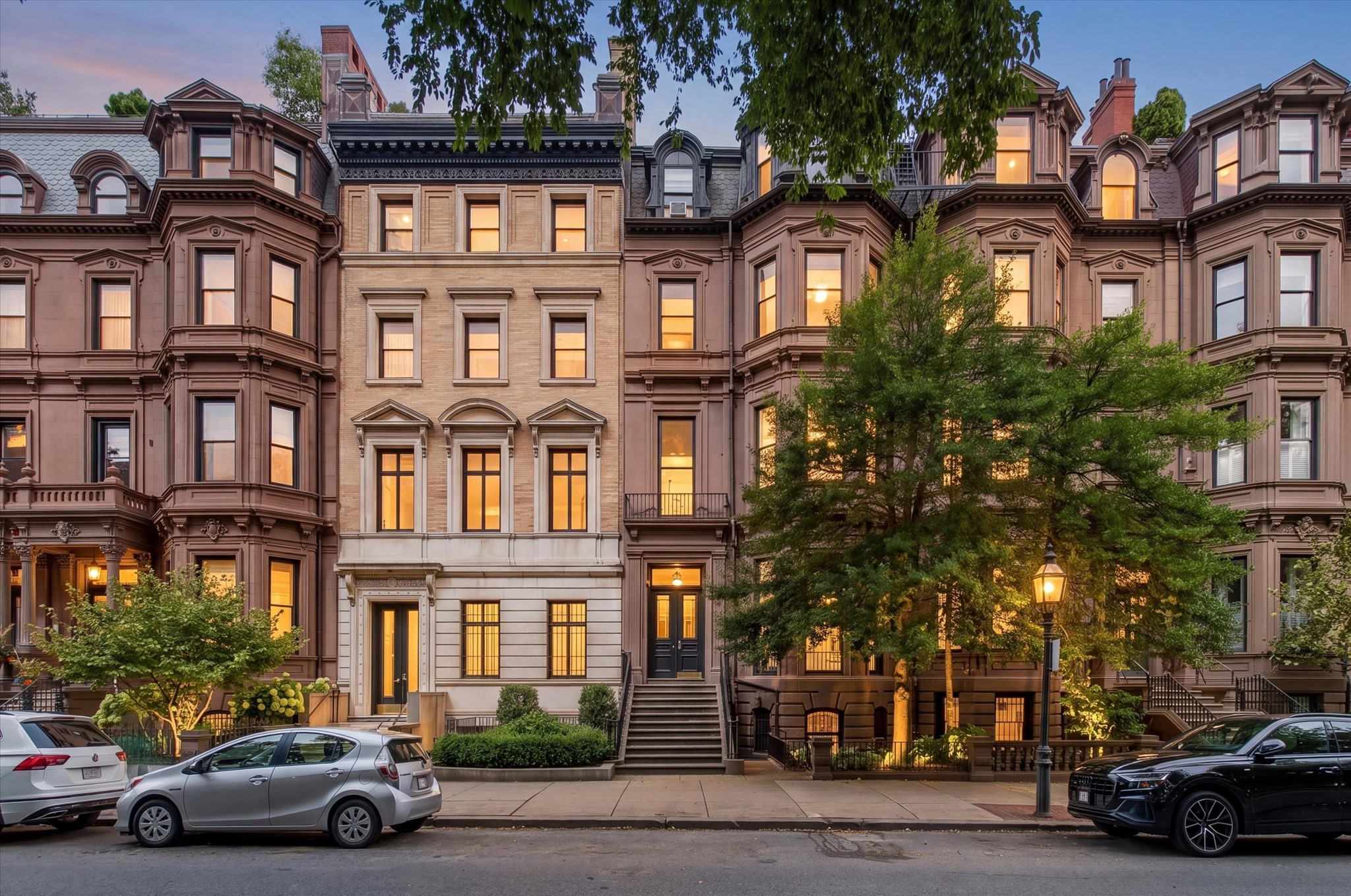 41 Commonwealth Ave  UNIT 3 Boston Massachusetts United States, for Sale, residential, Darcy Bento, South Boston  Realtor Bento Real Estate Group, Bento Real Estate Group, Inc.