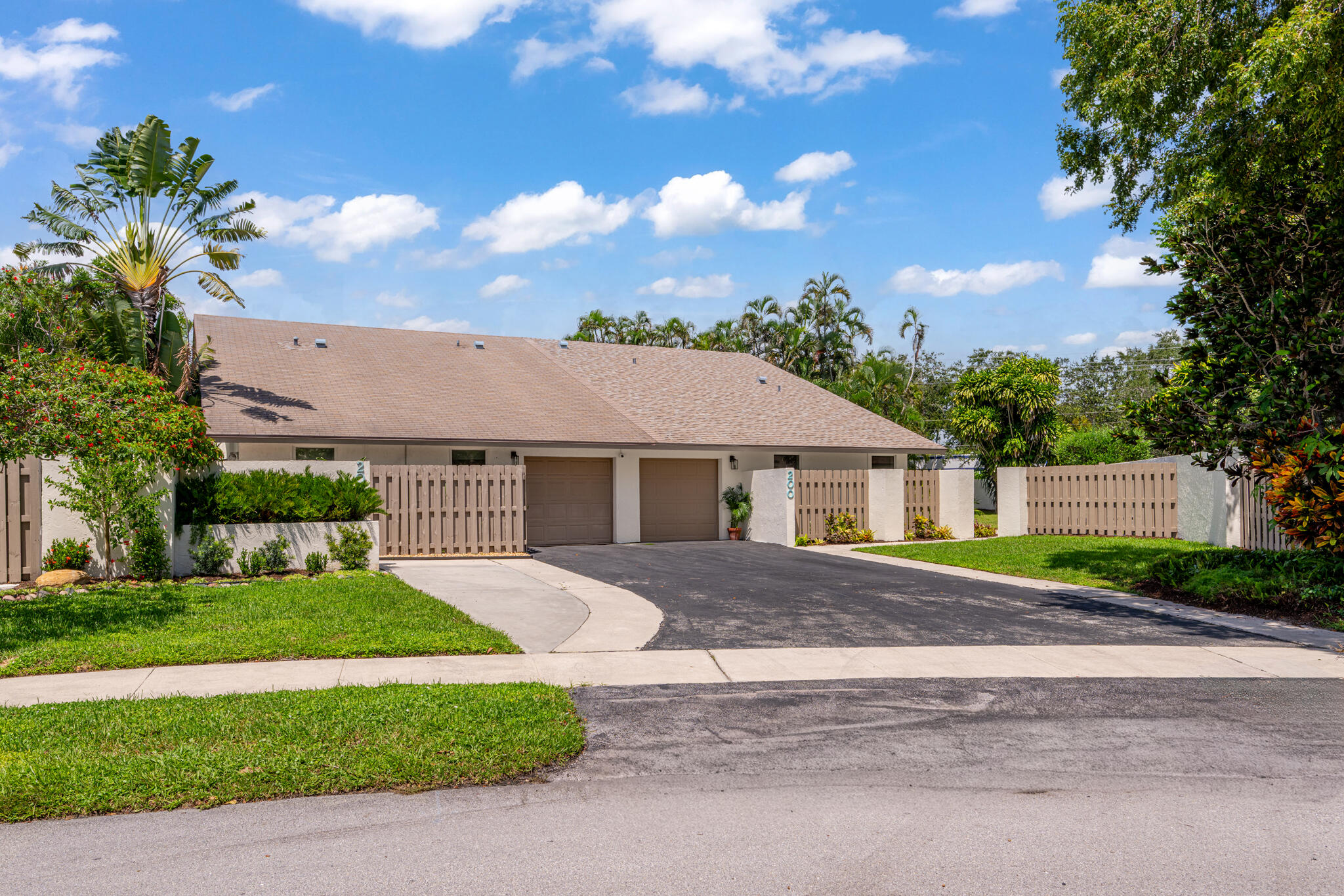200 SW 29th Avenue Delray Beach Florida United States, for Sale, residential, Arlene   Toolsie  , Re/Max Direct