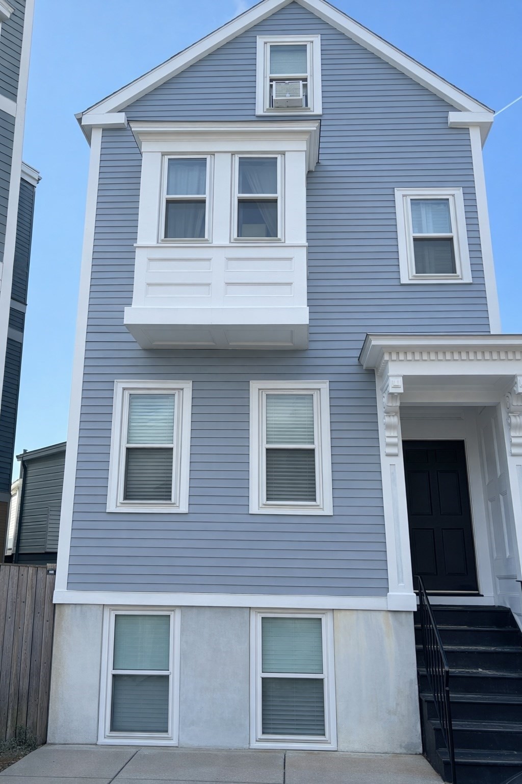 139 W 6th St  UNIT 2 Boston Massachusetts United States, for Sale, residential, Darcy Bento, South Boston  Realtor Bento Real Estate Group, Bento Real Estate Group, Inc.