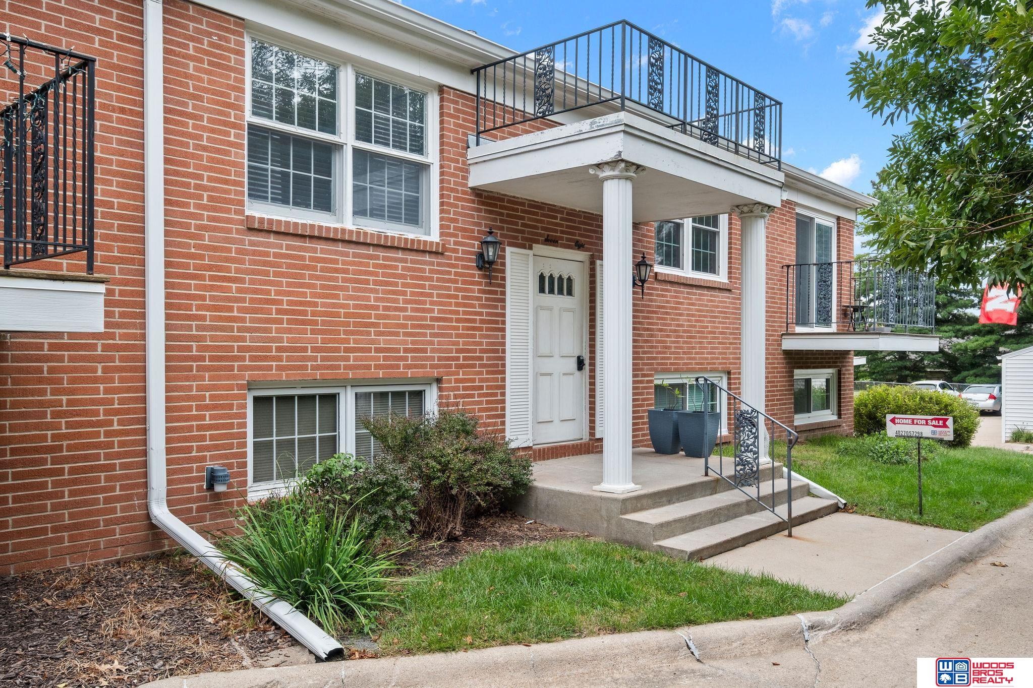210 Lakewood Drive APT 8 Lincoln Nebraska United States, for Sale, residential,  , Wolf Professional Realty PC
