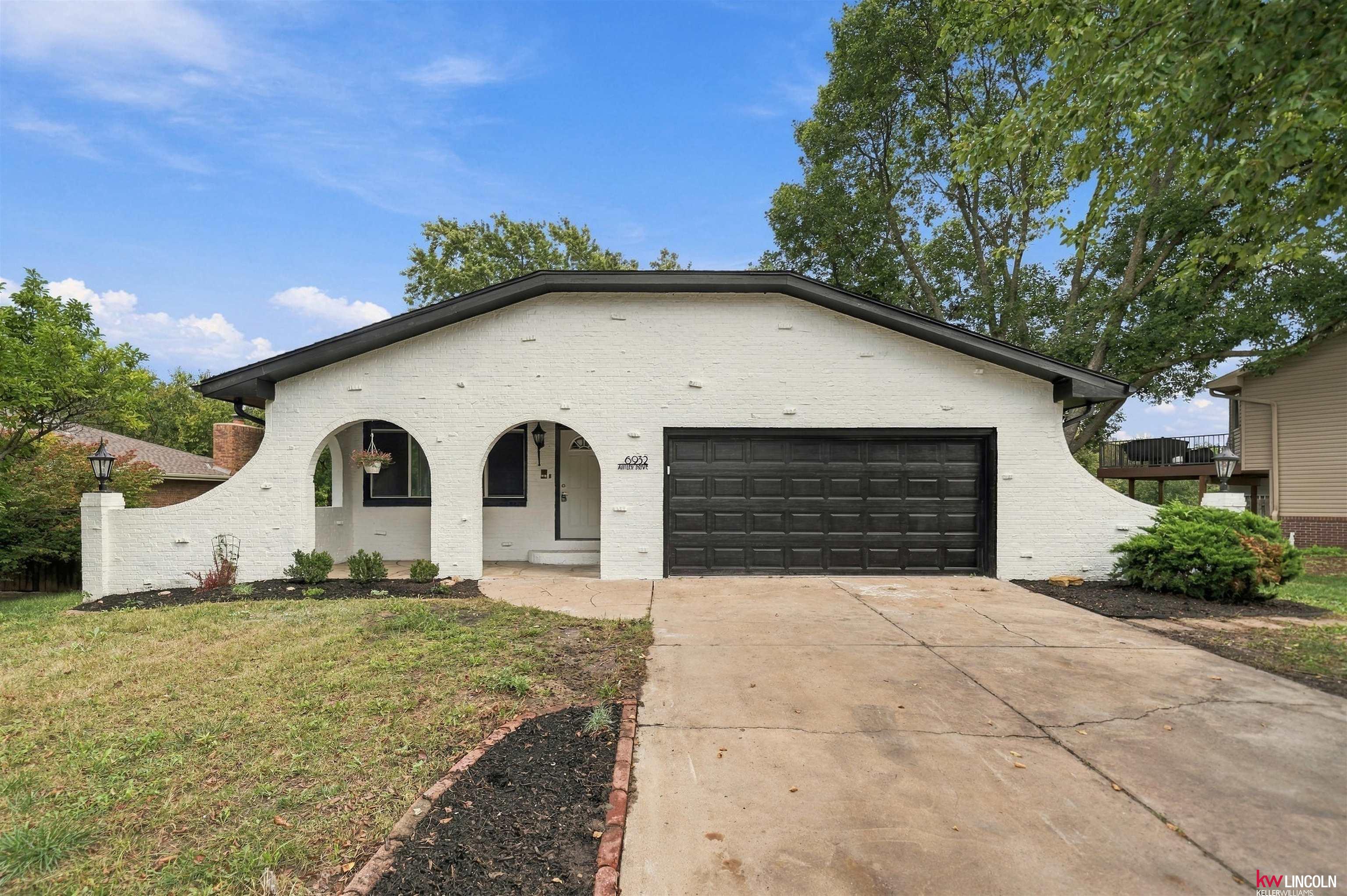 6932 Antler Drive Lincoln Nebraska United States, for Sale, residential,  , Wolf Professional Realty PC