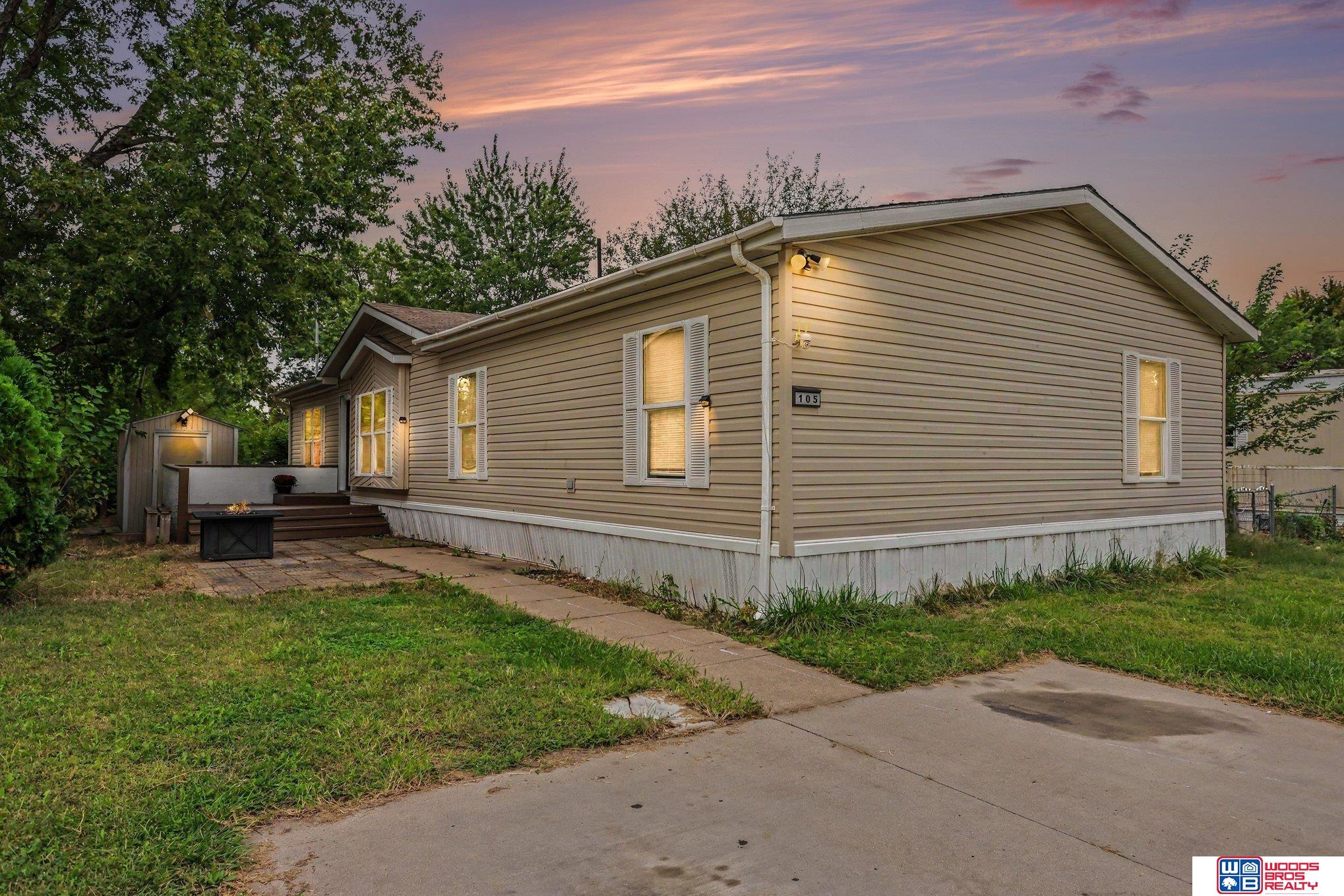 105 W Treehaven Drive Lincoln Nebraska United States, for Sale, residential,  , Wolf Professional Realty PC