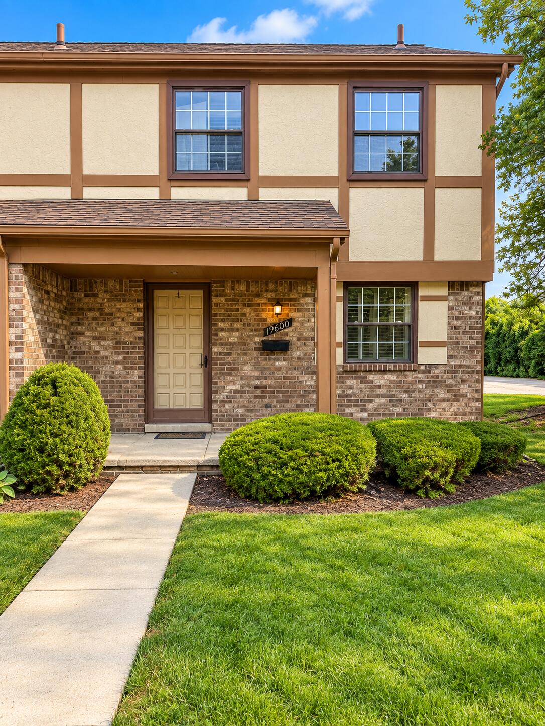 19600 Raleigh Circle Southfield Michigan United States, for Sale, residential,  , New Way Realty Partners