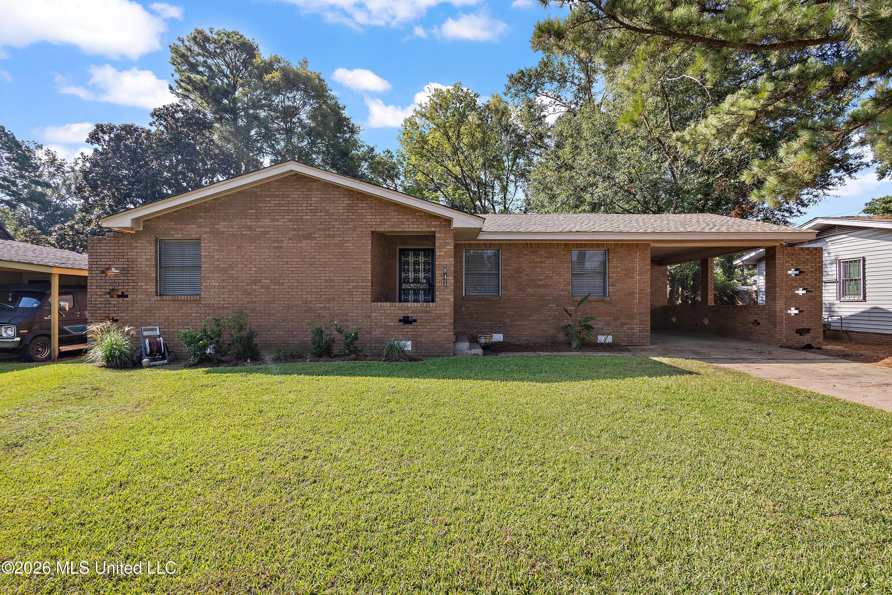941 Berwood Drive Jackson Mississippi United States, for Sale, residential, Jessica McLaurin, Rezults Realty, LLC