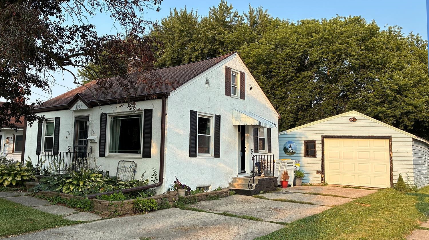 1437 14TH Avenue Green Bay Wisconsin United States, for Sale, residential,  , Fireside Realty LLC