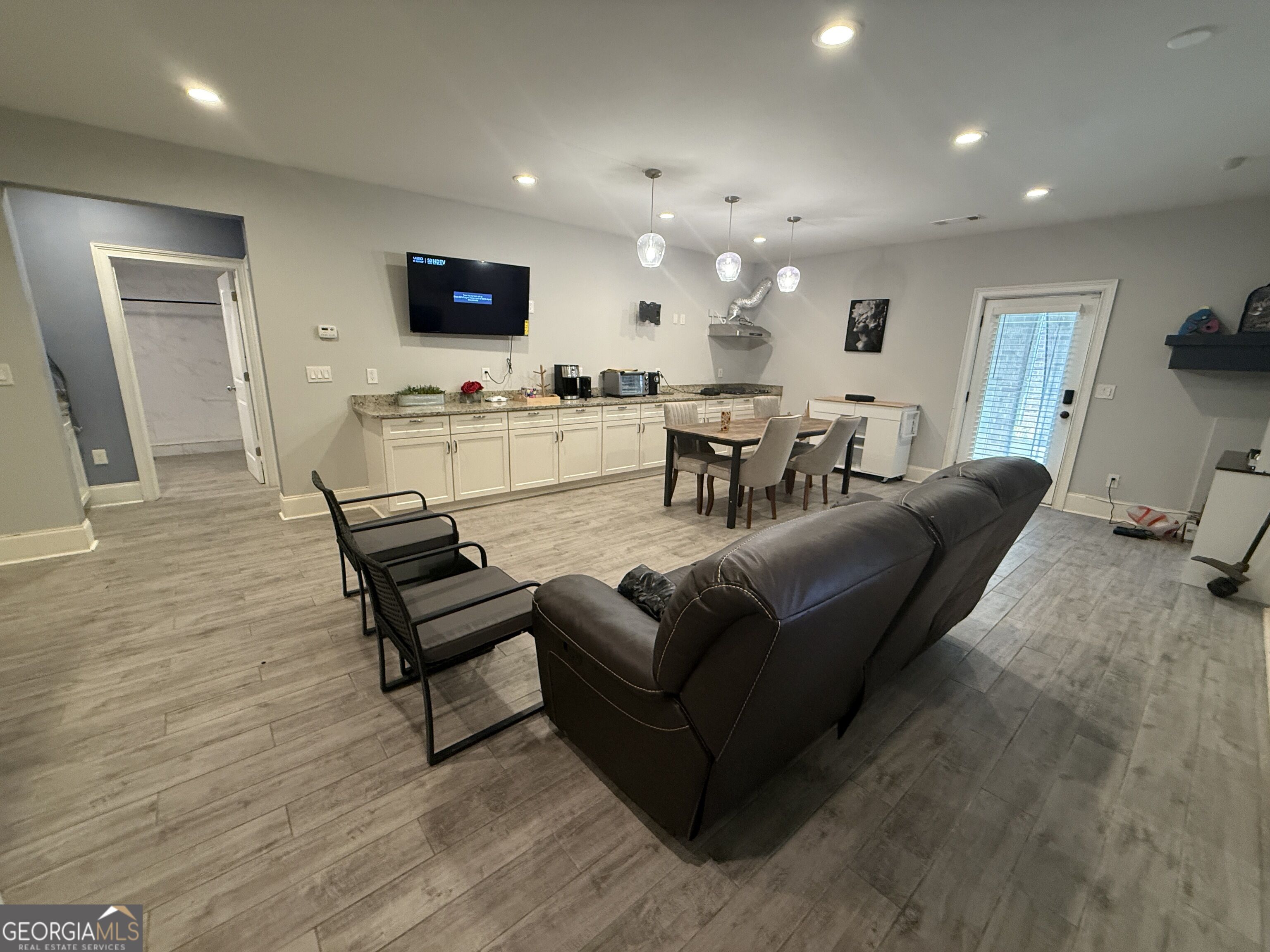 3816 Chamblee Dunwoody Road Chamblee Georgia United States, for Rent, residential,  , Maxima Realty