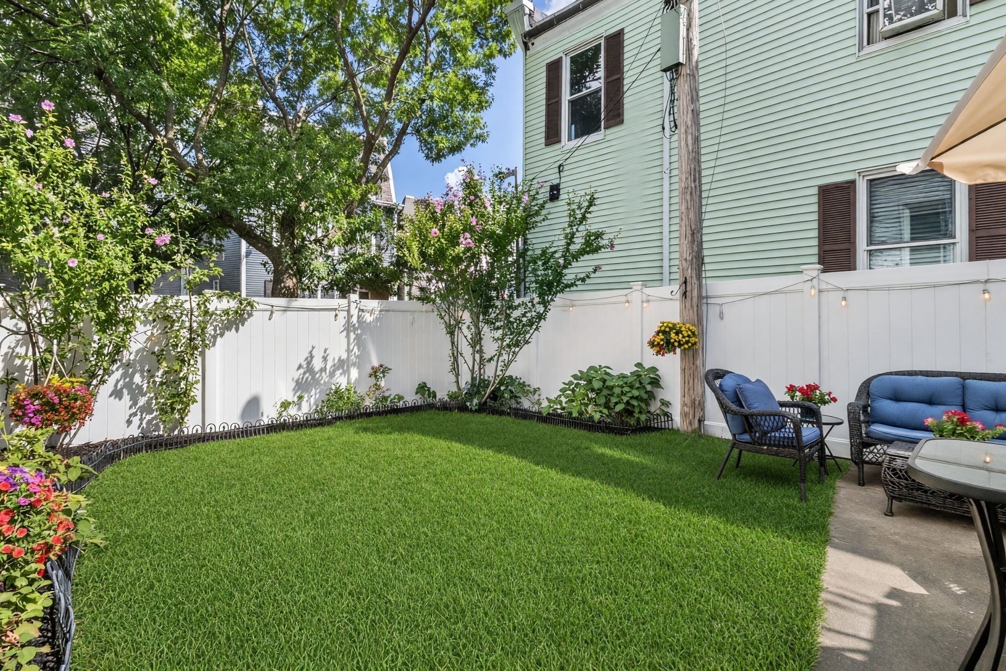 595 East 4th St  UNIT 1 Boston Massachusetts United States, for Sale, residential, Darcy Bento, South Boston  Realtor Bento Real Estate Group, Bento Real Estate Group, Inc.