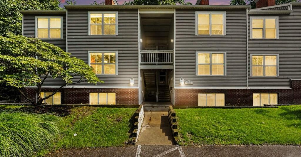 3360 Pine Meadow Drive Kentwood Michigan United States, for Sale, residential,  , RW Daniels Realty