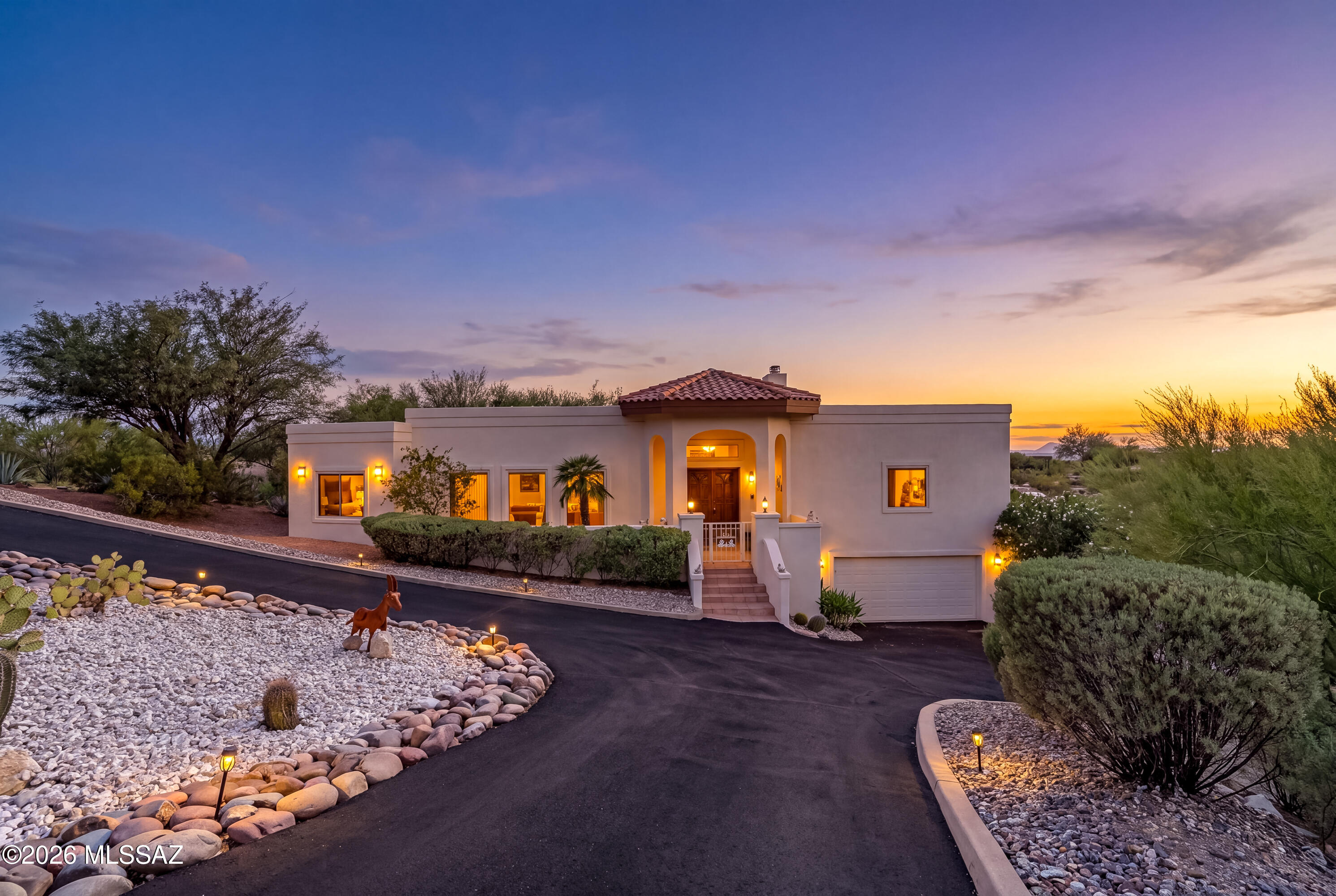 3851 N Vía De La Luna Tucson Arizona United States, for Sale, residential, Aaron Lieberman, TIERRA ANTIGUA REALTY