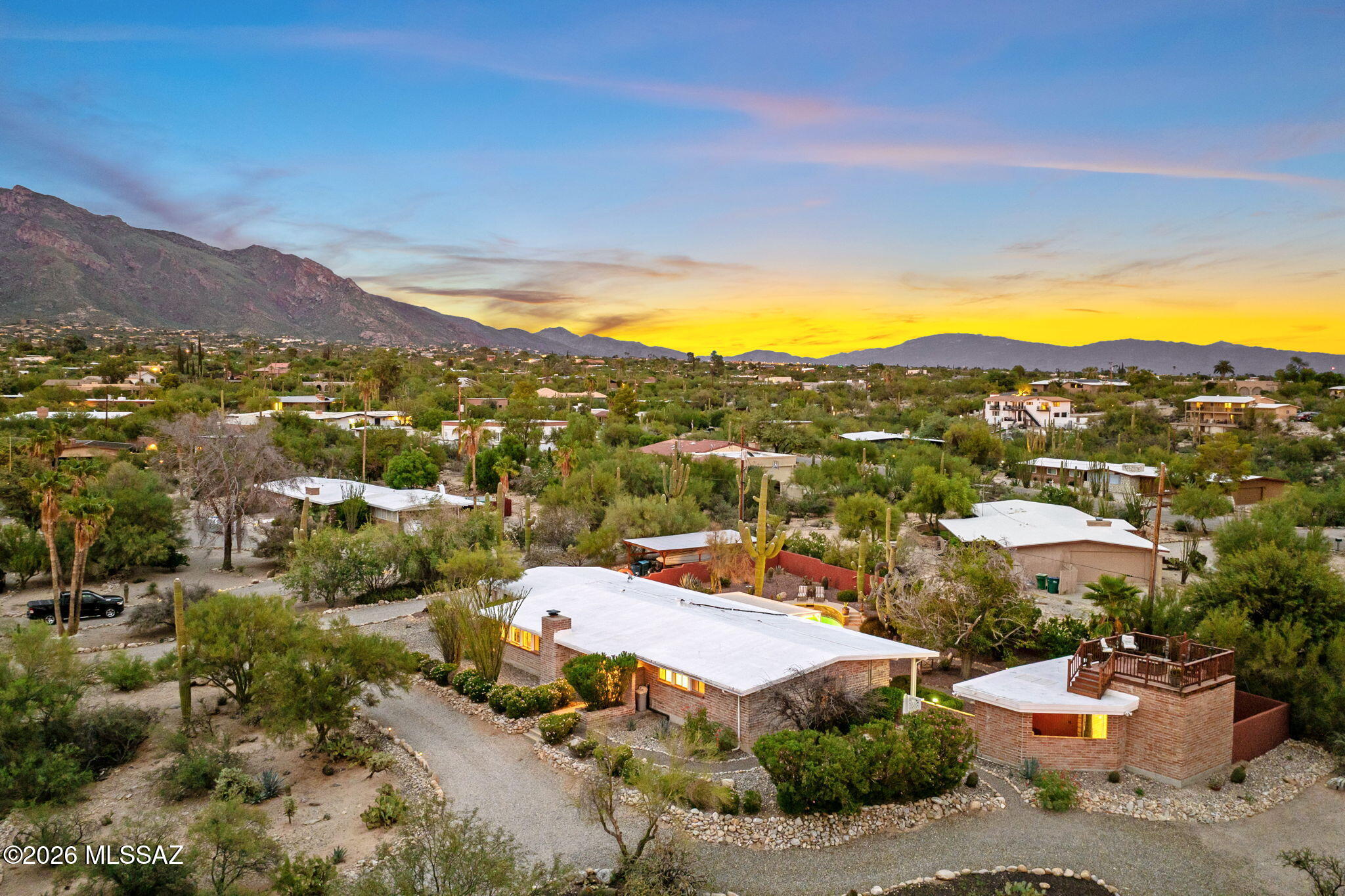 700 E Calle De Cibola Tucson Arizona United States, for Sale, residential, Aaron Lieberman, TIERRA ANTIGUA REALTY