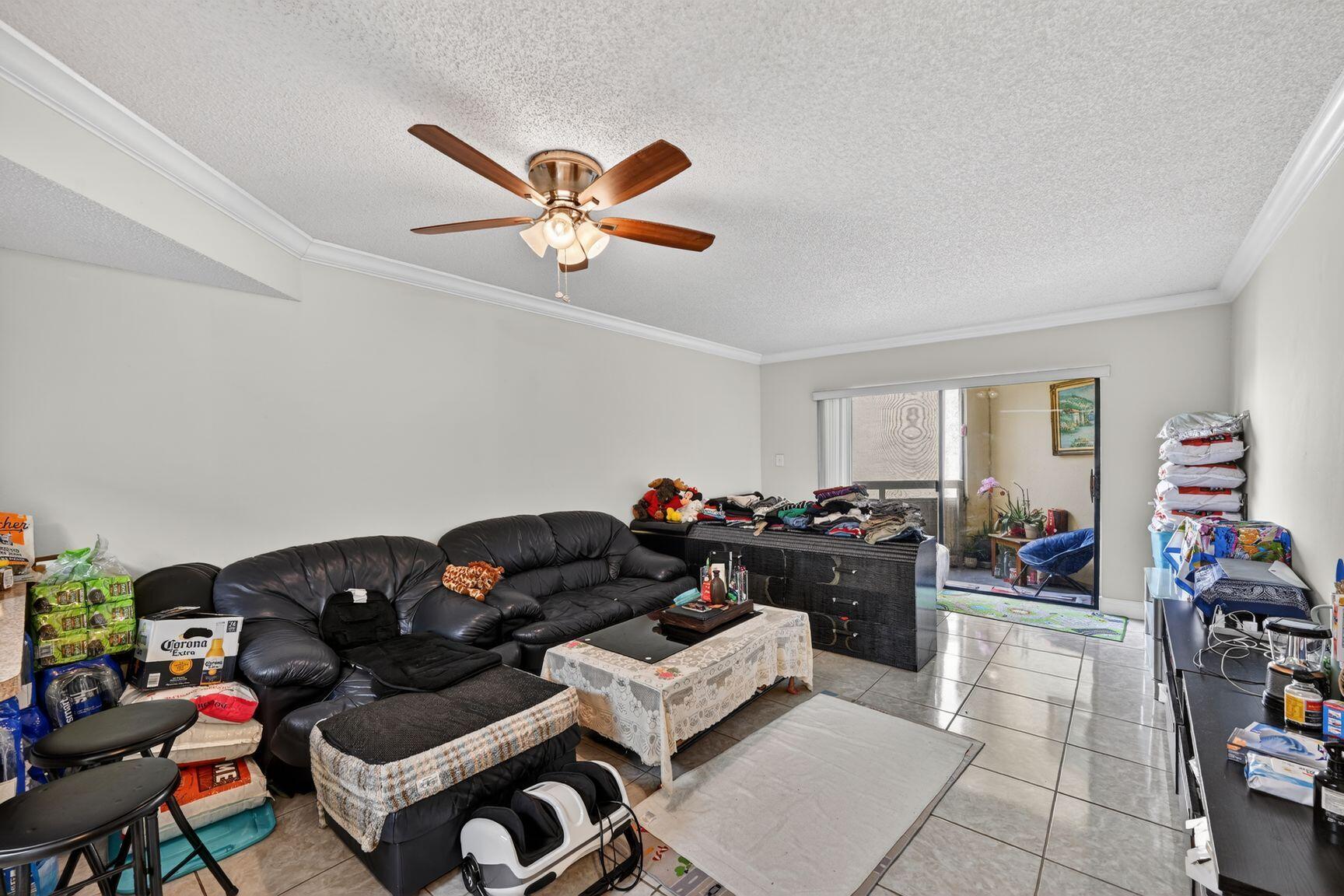 8290 Lake Drive APT 305 Doral Florida United States, for Sale, residential, Roberto Villasmil, Interinvestments Realty, Inc.