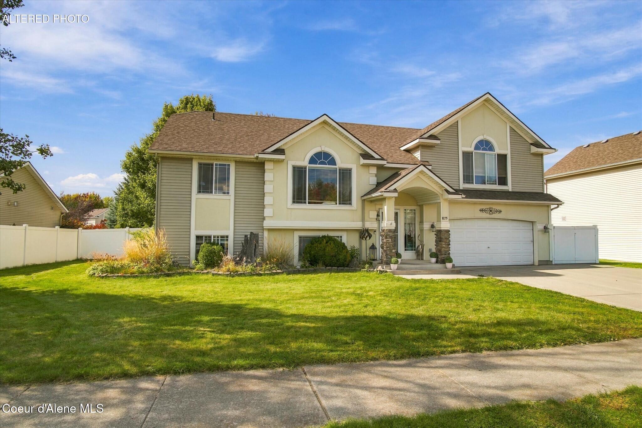 8175 N Salmonberry Lp Hayden Idaho United States, for Sale, residential, Jenna Wynand, Realty ONE Group Eclipse