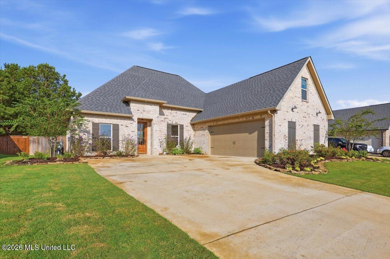 1237 Old Court Crossing Flowood Mississippi United States, for Sale, residential, Jessica McLaurin, Rezults Realty, LLC