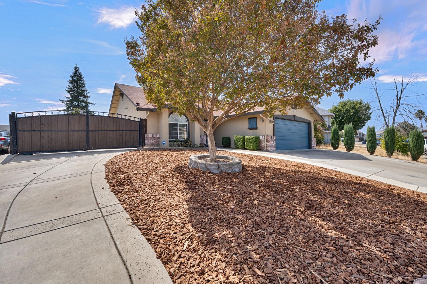 8424 Honeycomb Way Sacramento California United States, for Sale, residential,  , Royalty Property Management & Realty