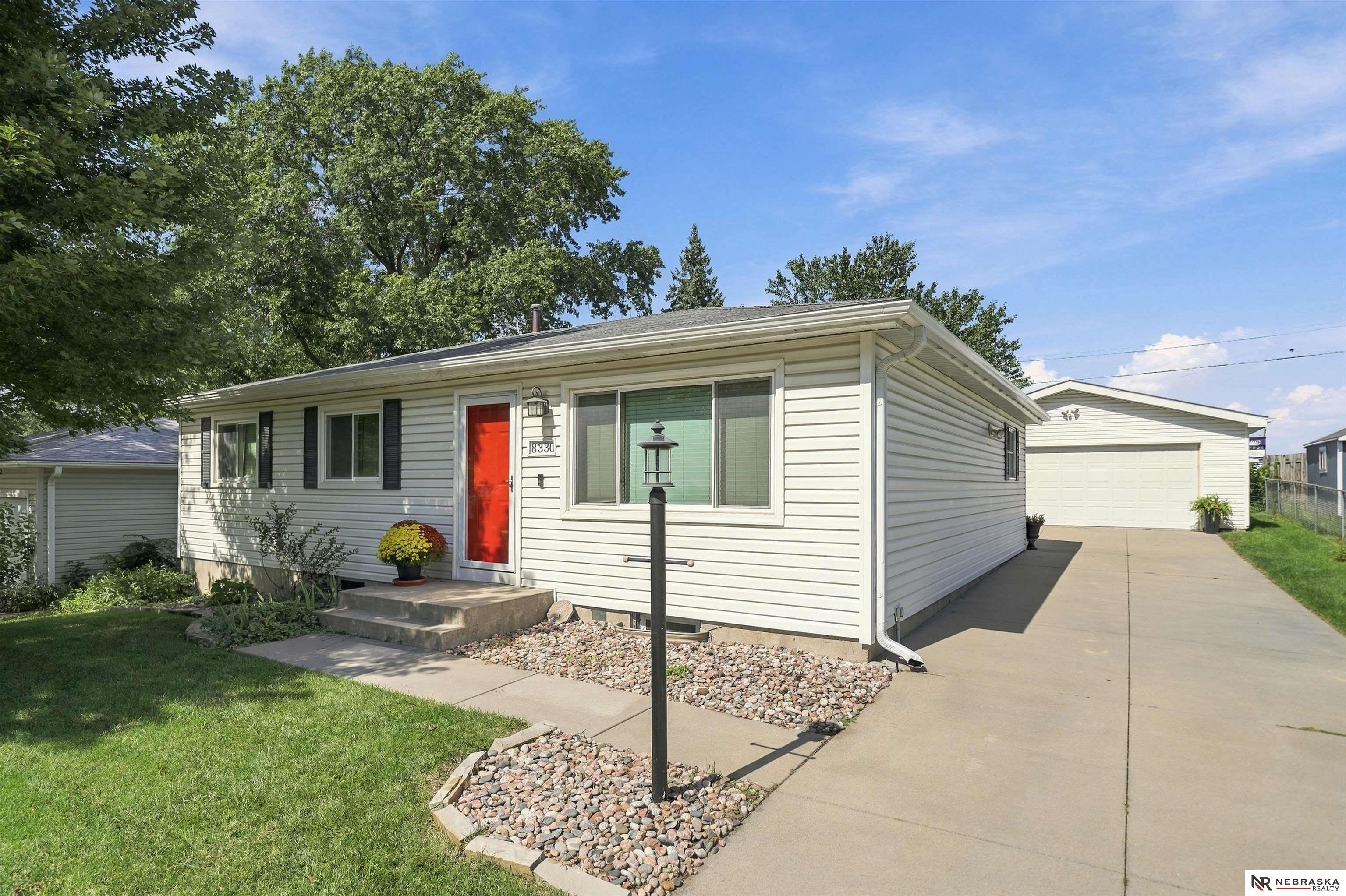 8330 Chestnut Lane Lincoln Nebraska United States, for Sale, residential,  , Wolf Professional Realty PC