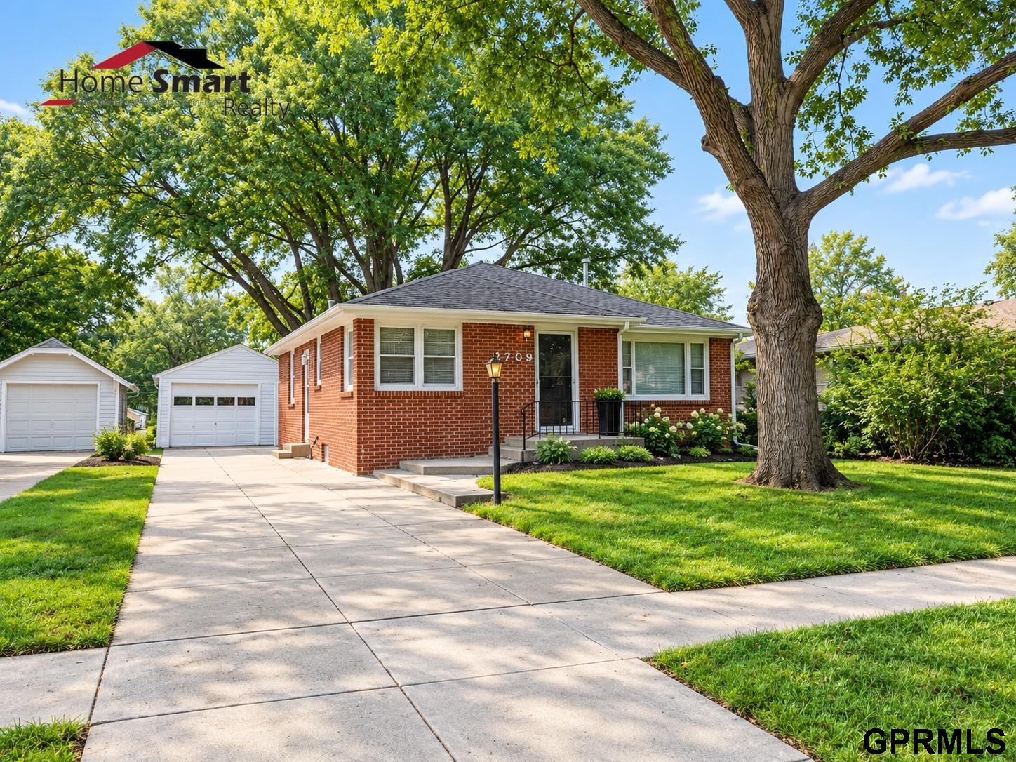 2709 S 12 Street Lincoln Nebraska United States, for Sale, residential,  , Wolf Professional Realty PC