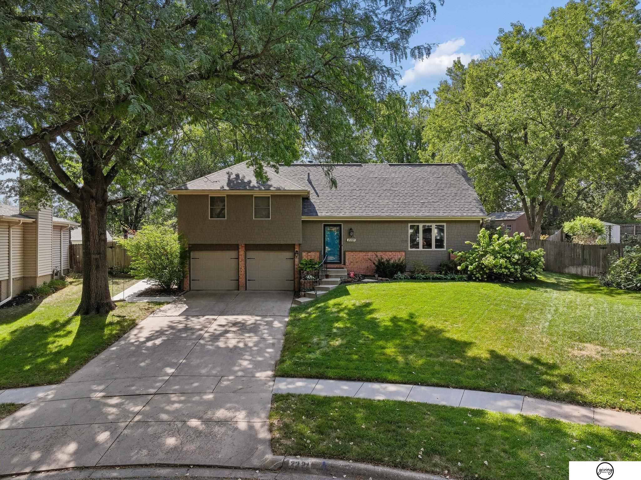 2321 Camelot Court Lincoln Nebraska United States, for Sale, residential,  , Wolf Professional Realty PC