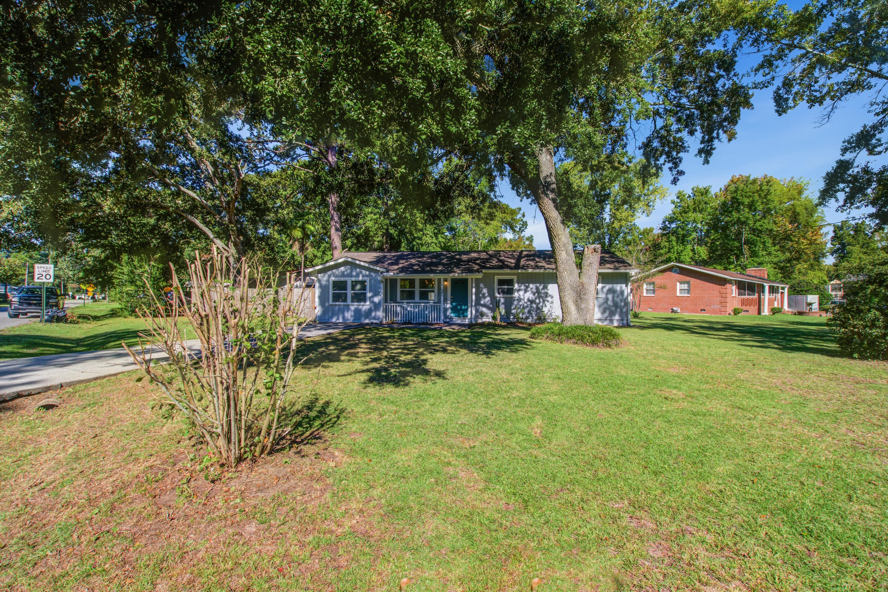 1021 Locksley Drive Charleston South Carolina United States, for Sale, residential, Bobbie  Rose, Keller Williams Realty Charleston/West Ashley