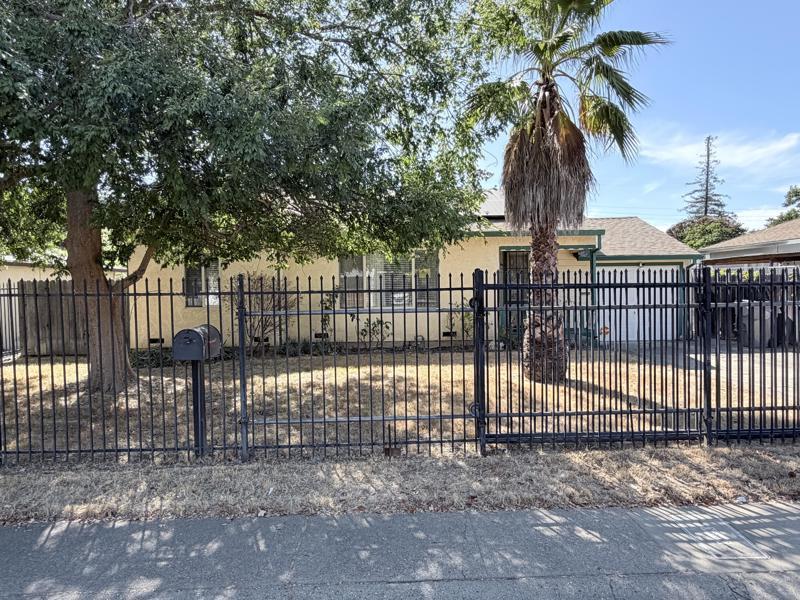 5740 63rd Street Sacramento California United States, for Sale, residential,  , SacHomes Realty Group