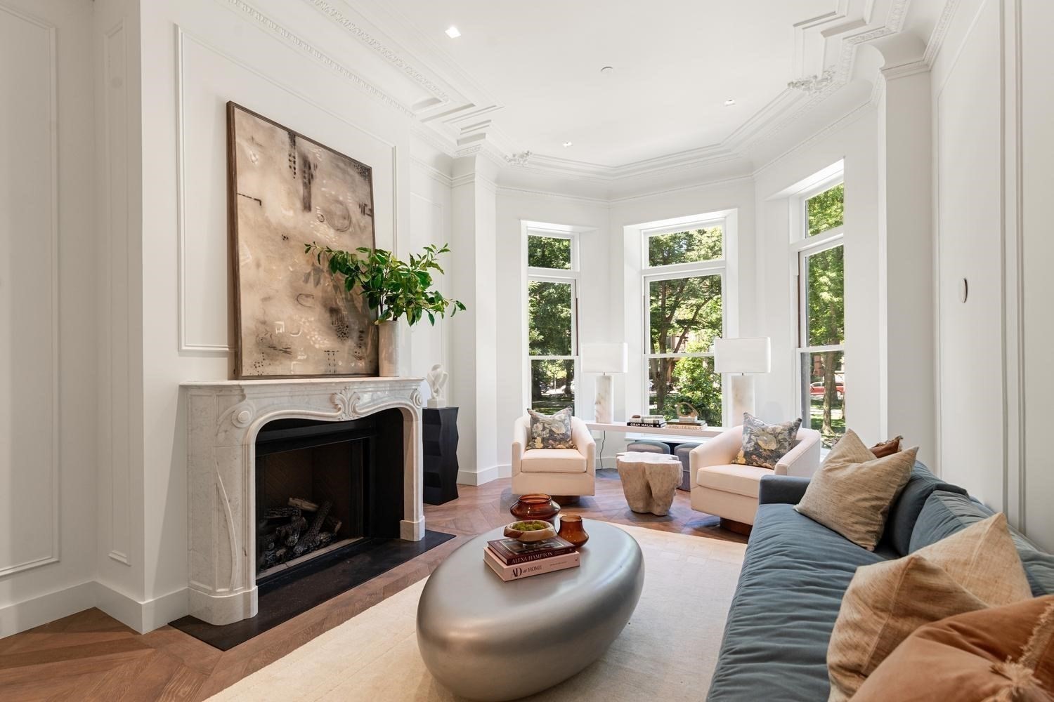 262 Commonwealth Ave  UNIT 1B Boston Massachusetts United States, for Sale, residential, Darcy Bento, South Boston  Realtor Bento Real Estate Group, Bento Real Estate Group, Inc.
