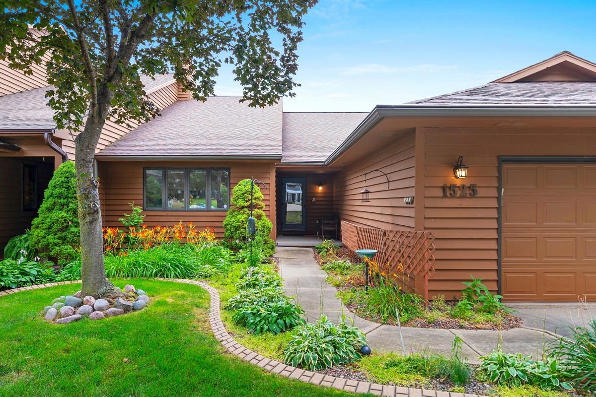 1525 N BAY HIGHLANDS Drive Green Bay Wisconsin United States, for Sale, residential,  , Fireside Realty LLC
