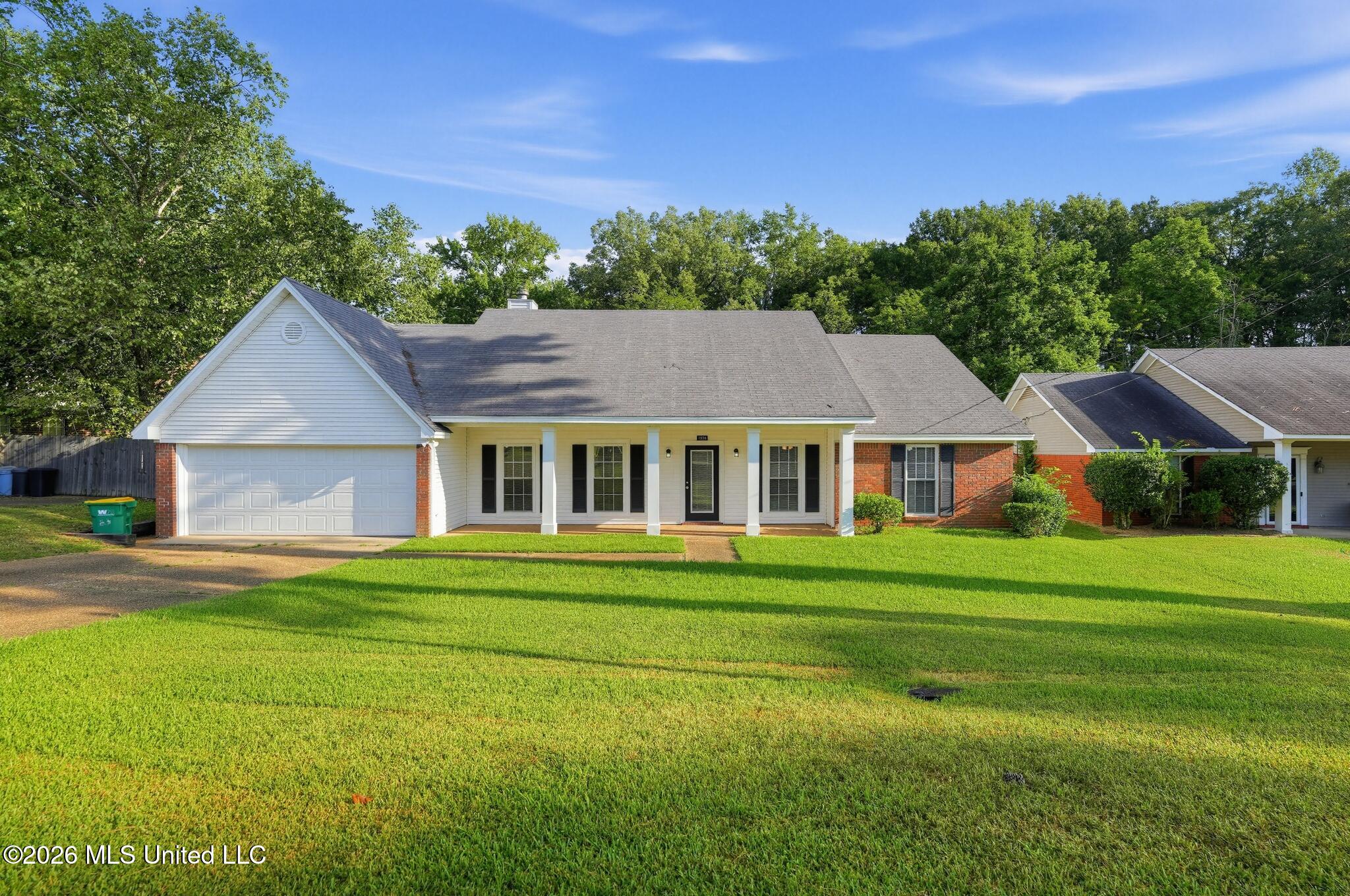 1936 Lincolnshire Boulevard Ridgeland Mississippi United States, for Sale, residential, Jessica McLaurin, Rezults Realty, LLC