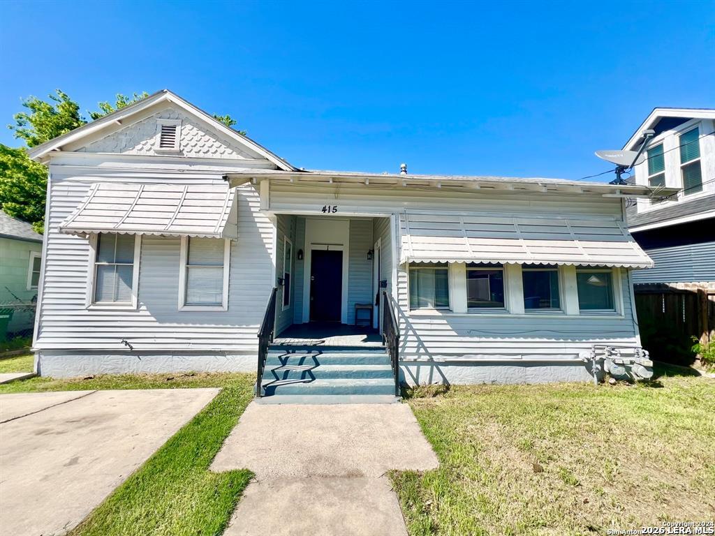 415 DENVER BLVD San Antonio Texas United States, for Sale, commercial, Rita Vera, Central Metro Realty LLC