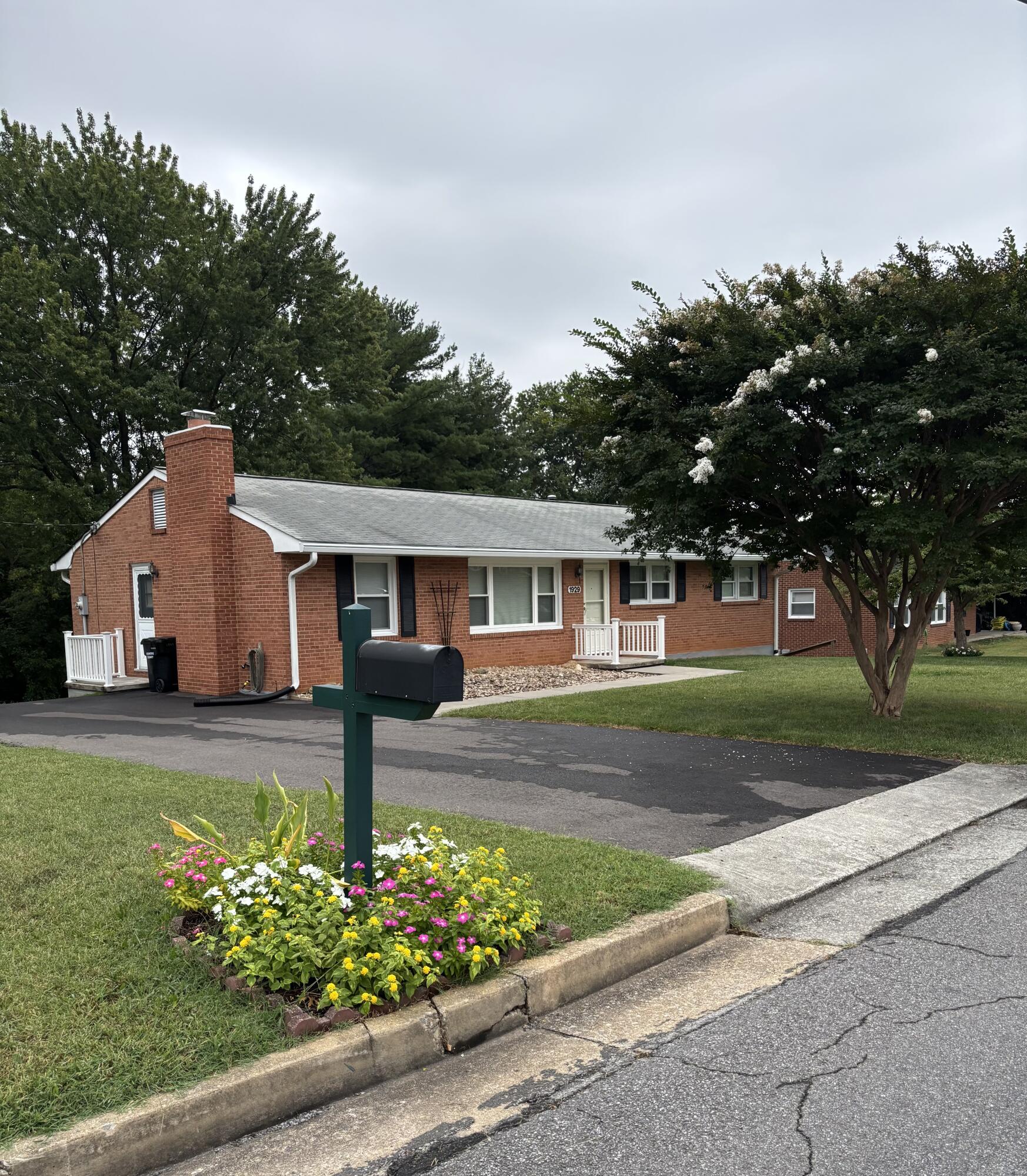 1929 June DR Roanoke Virginia United States, for Sale, residential, , Varney Realty Partners
