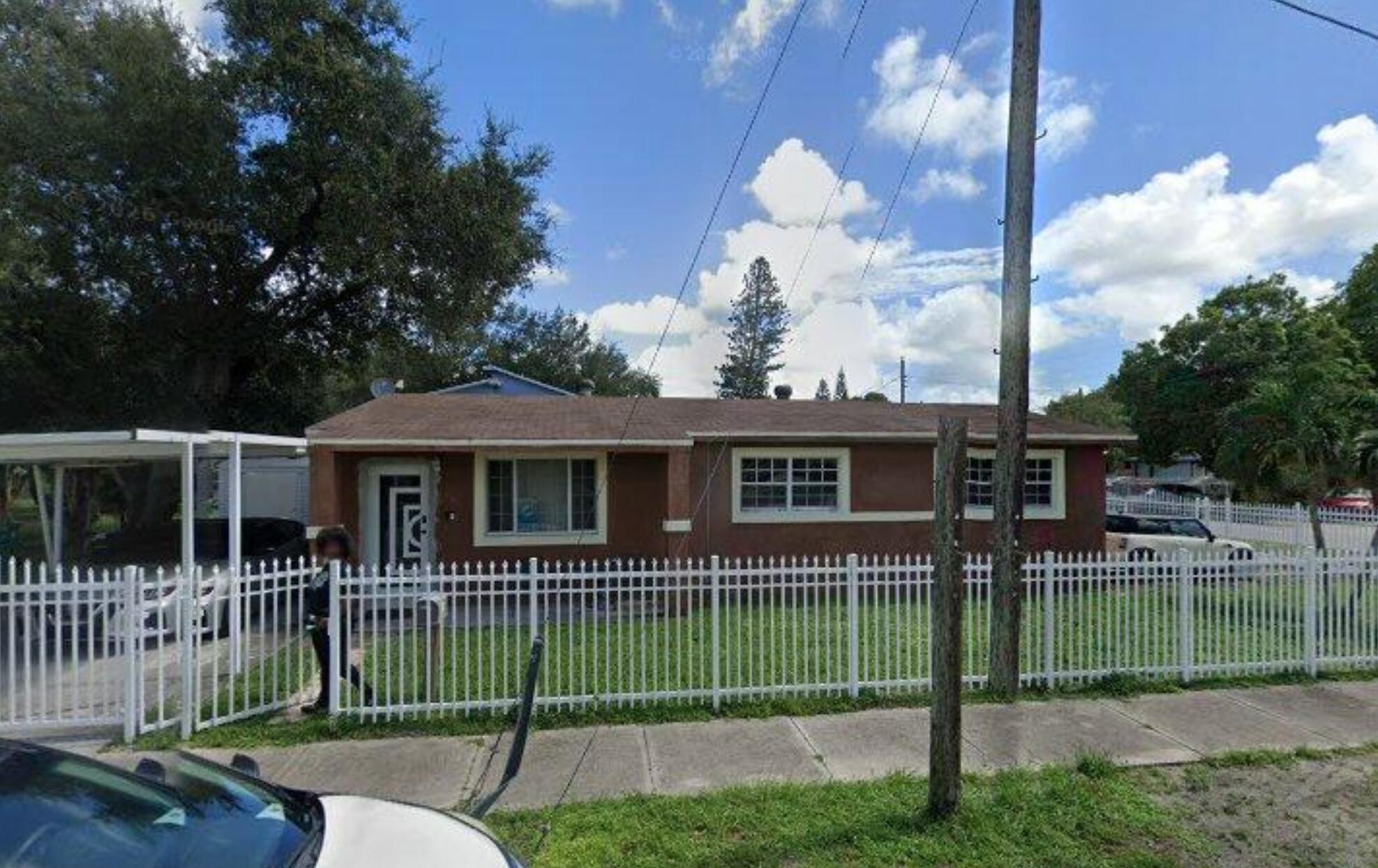 1895 NW 85th Street Miami Florida United States, for Sale, residential, Sophia Roy, Incom New Demo Office