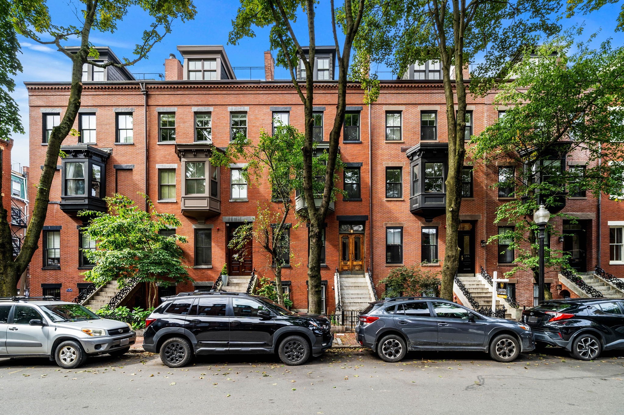 194 W Springfield St  UNIT 1 Boston Massachusetts United States, for Sale, residential, Darcy Bento, South Boston  Realtor Bento Real Estate Group, Bento Real Estate Group, Inc.