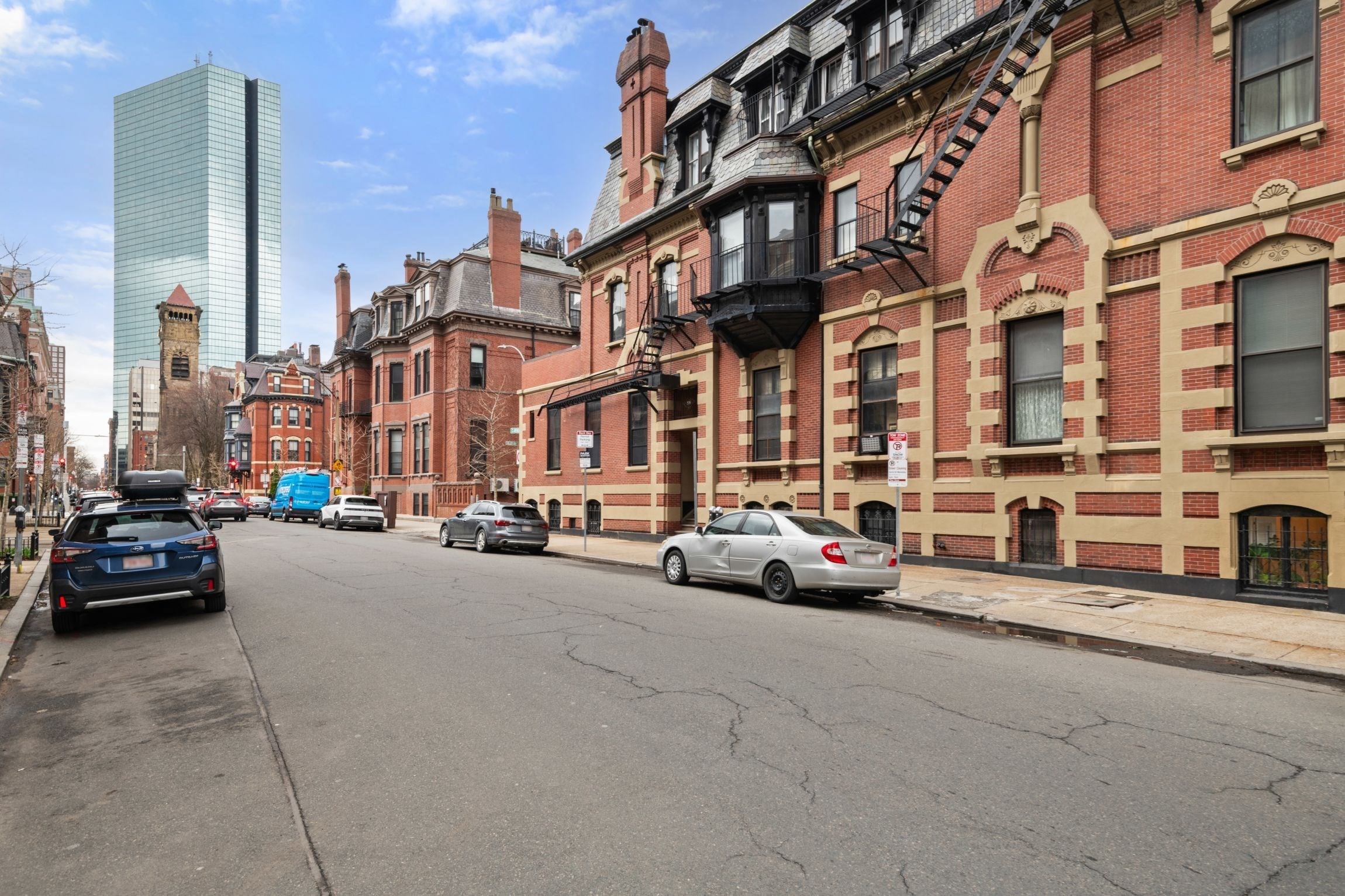 278 Clarendon Street  UNIT 4 Boston Massachusetts United States, for Sale, residential, Darcy Bento, South Boston  Realtor Bento Real Estate Group, Bento Real Estate Group, Inc.