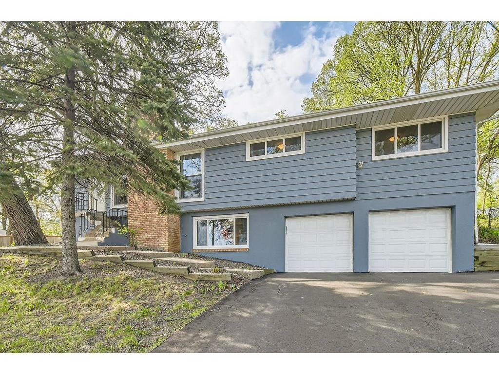 1316 Holdridge Terrace Wayzata Minnesota United States, for Sale, residential, Kathy Sawicki, Coldwell Banker Realty