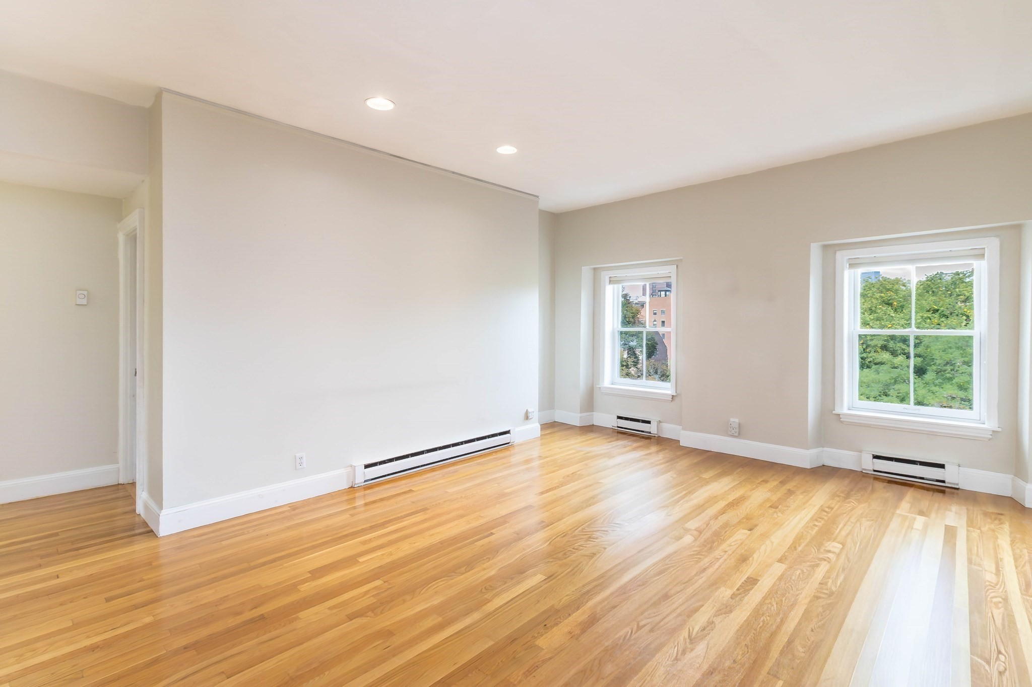 42 West Newton  UNIT 424 Boston Massachusetts United States, for Rent, residential,  , The Edwards Realty Team - Barrett Sotheby's International Realty