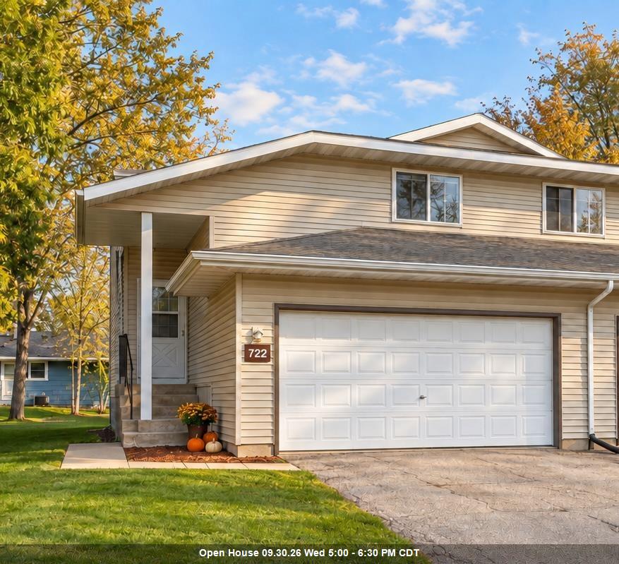 722 N HAWTHORNE Drive Appleton Wisconsin United States, for Sale, residential,  , Fireside Realty LLC