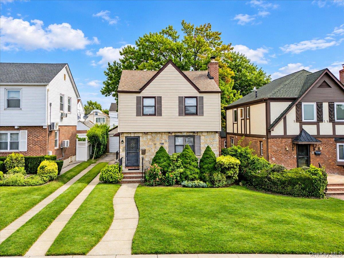 75-79 181st Street Fresh Meadows New York United States, for Sale, residential, David Yudell, Exit Realty First Choice