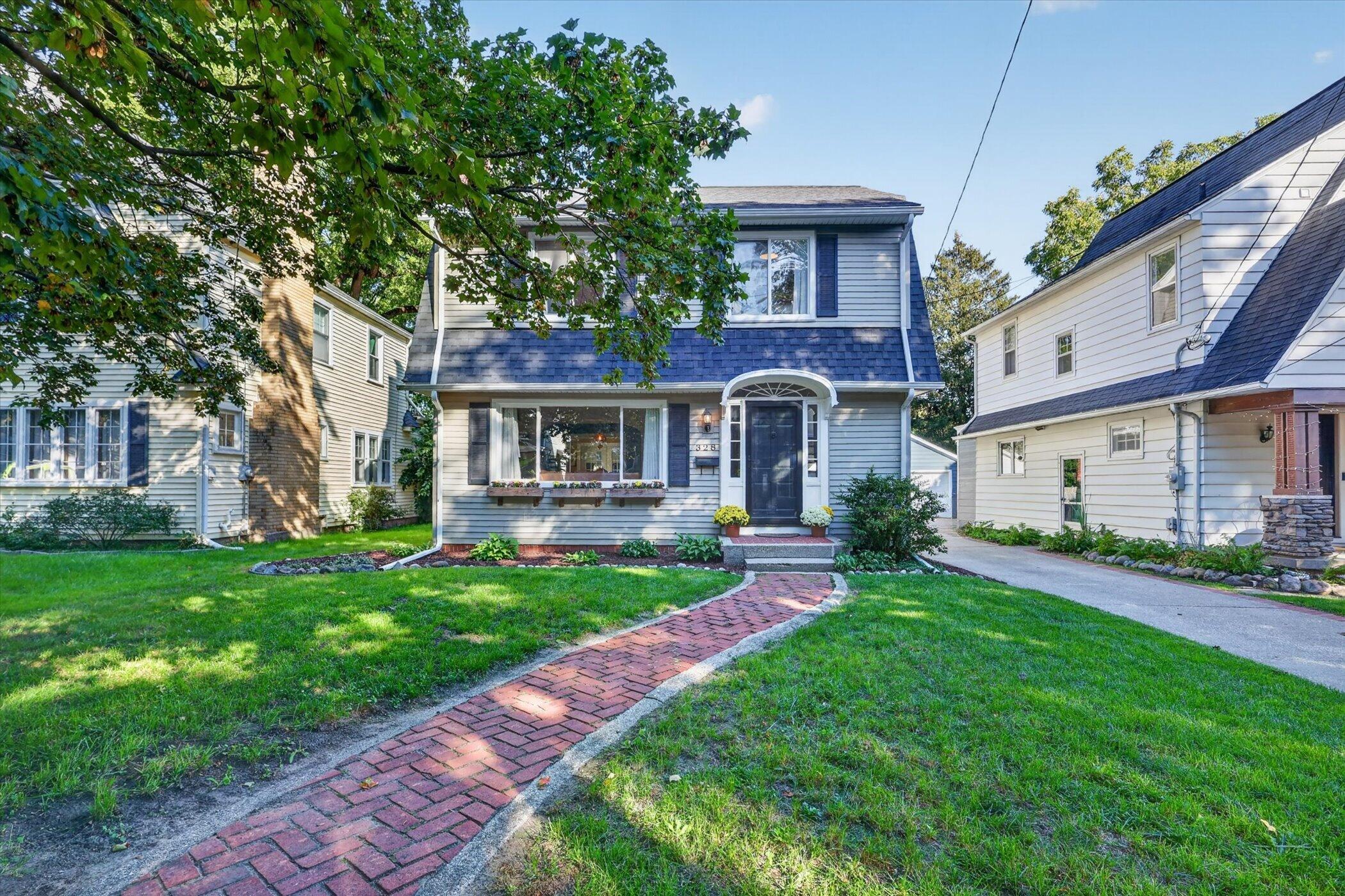 328 Glenhaven Avenue Grand Rapids Michigan United States, for Sale, residential,  , RW Daniels Realty