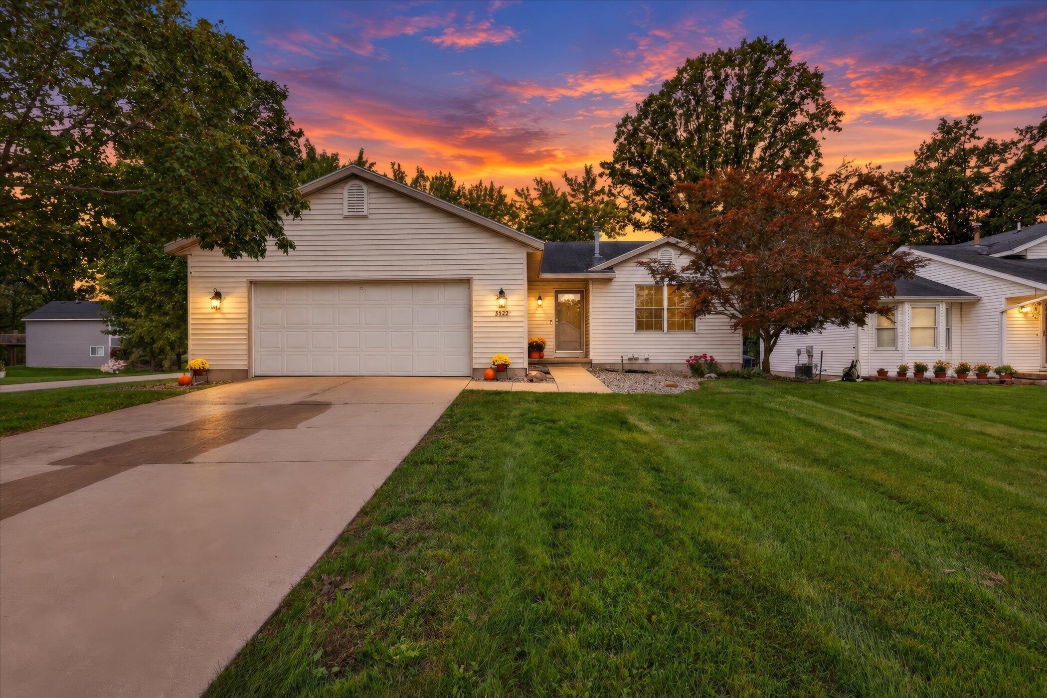 3522 Breezewood Drive Kentwood Michigan United States, for Sale, residential,  , RW Daniels Realty