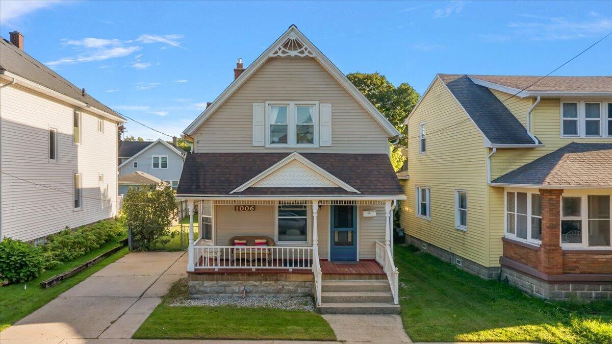 1006 Hovey Street Grand Rapids Michigan United States, for Sale, residential,  , RW Daniels Realty
