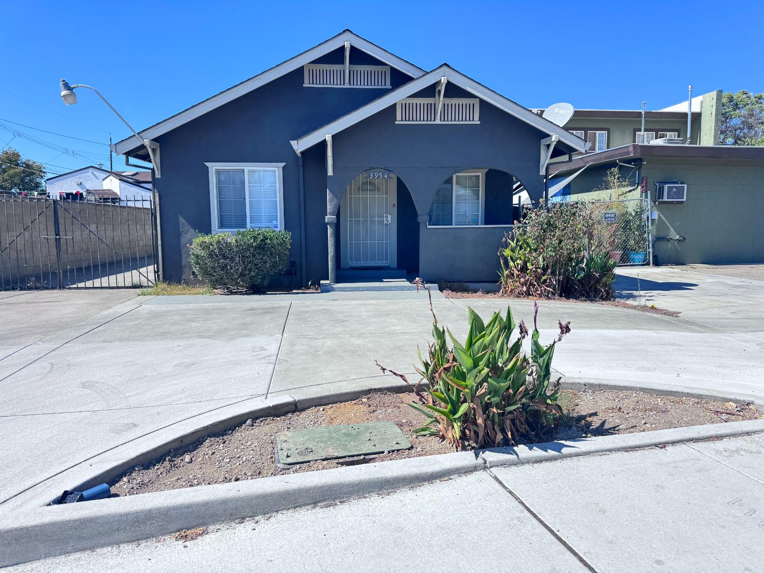 3954 Franklin Boulevard Sacramento California United States, for Sale, residential,  , SacHomes Realty Group
