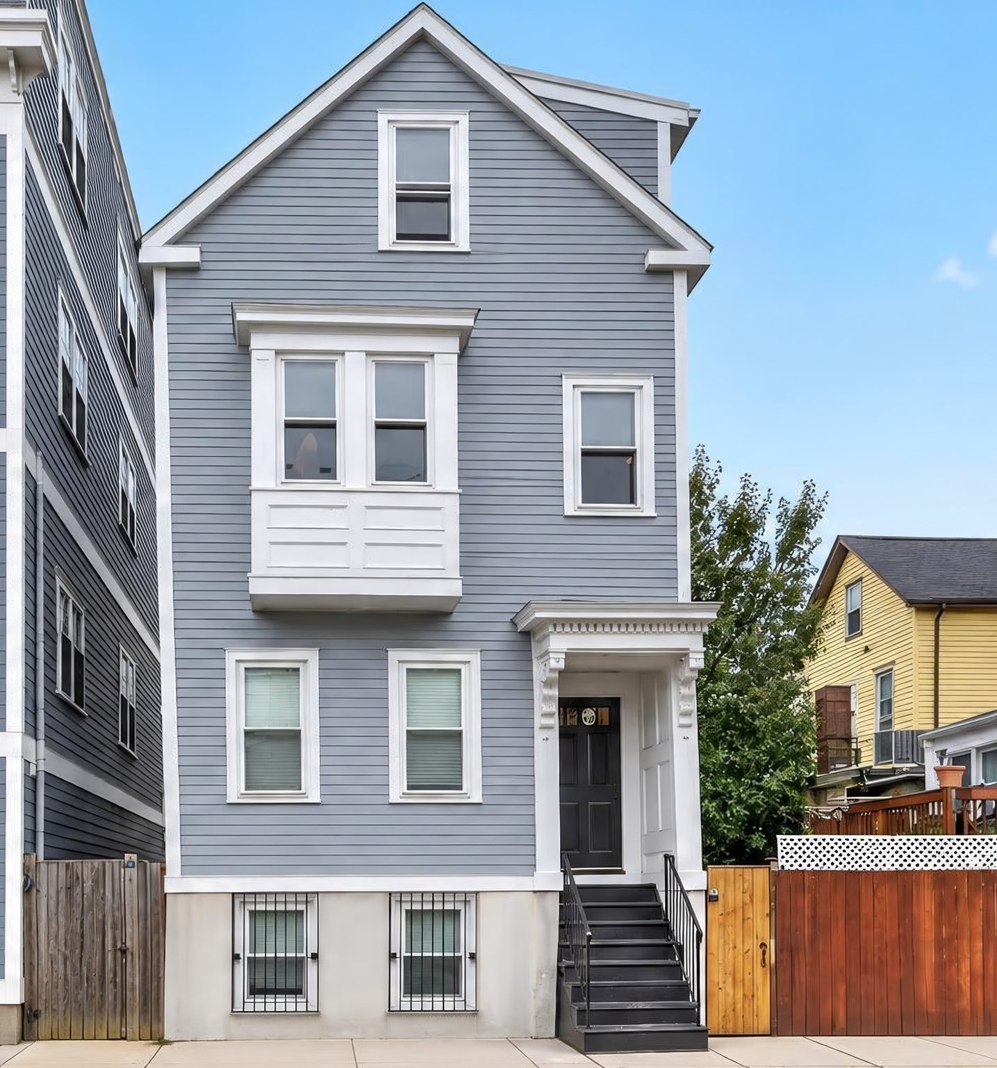 139 W 6th St  UNIT 2 Boston Massachusetts United States, for Sale, residential, Darcy Bento, South Boston  Realtor Bento Real Estate Group, Bento Real Estate Group, Inc.