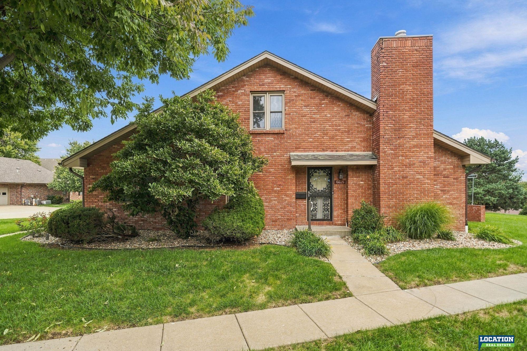 6625 Shenandoah Court Lincoln Nebraska United States, for Sale, residential,  , Wolf Professional Realty PC