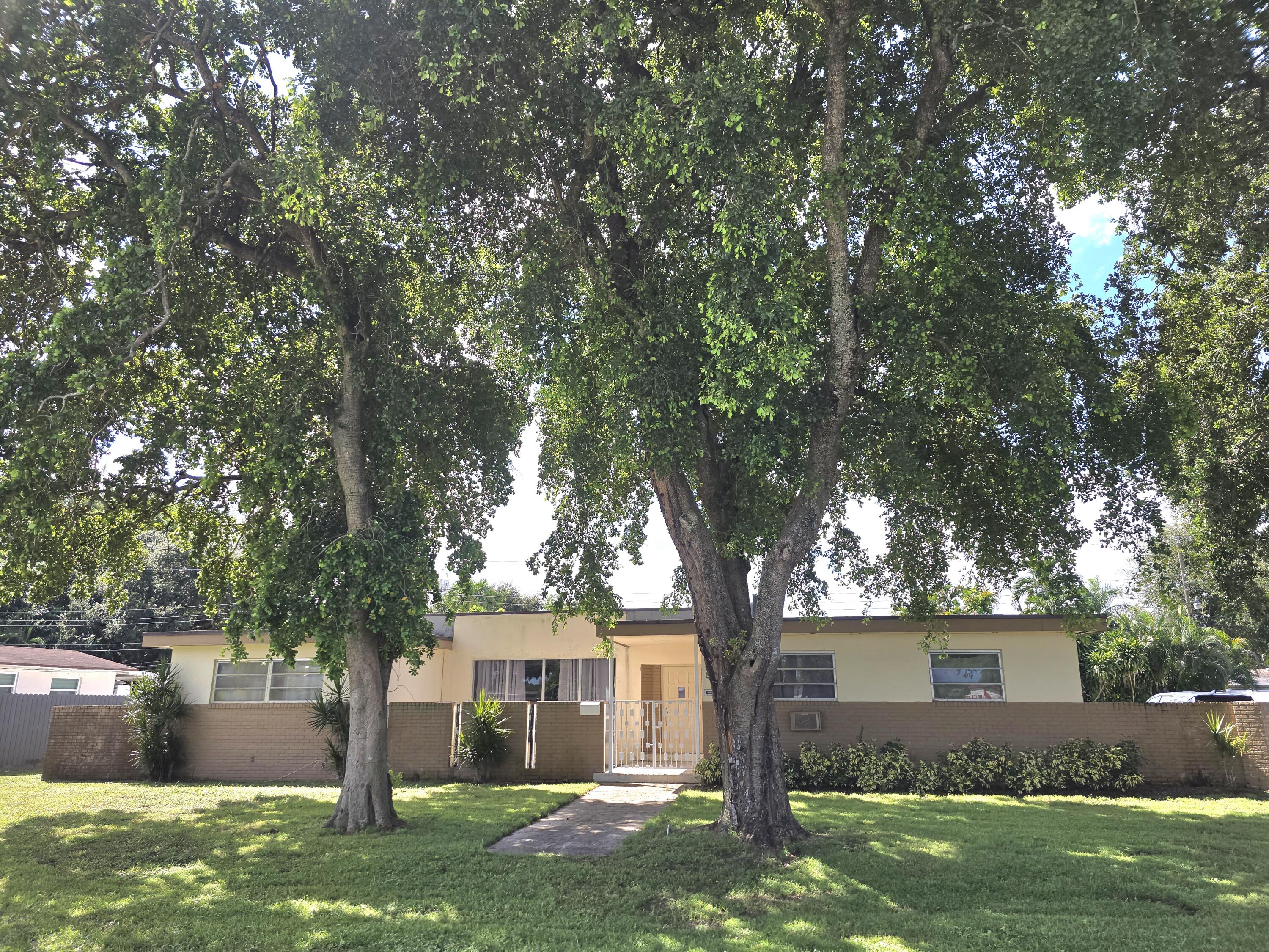 6840 SW 16th Street Pembroke Pines Florida United States, for Sale, residential,  , RCA Realty Group