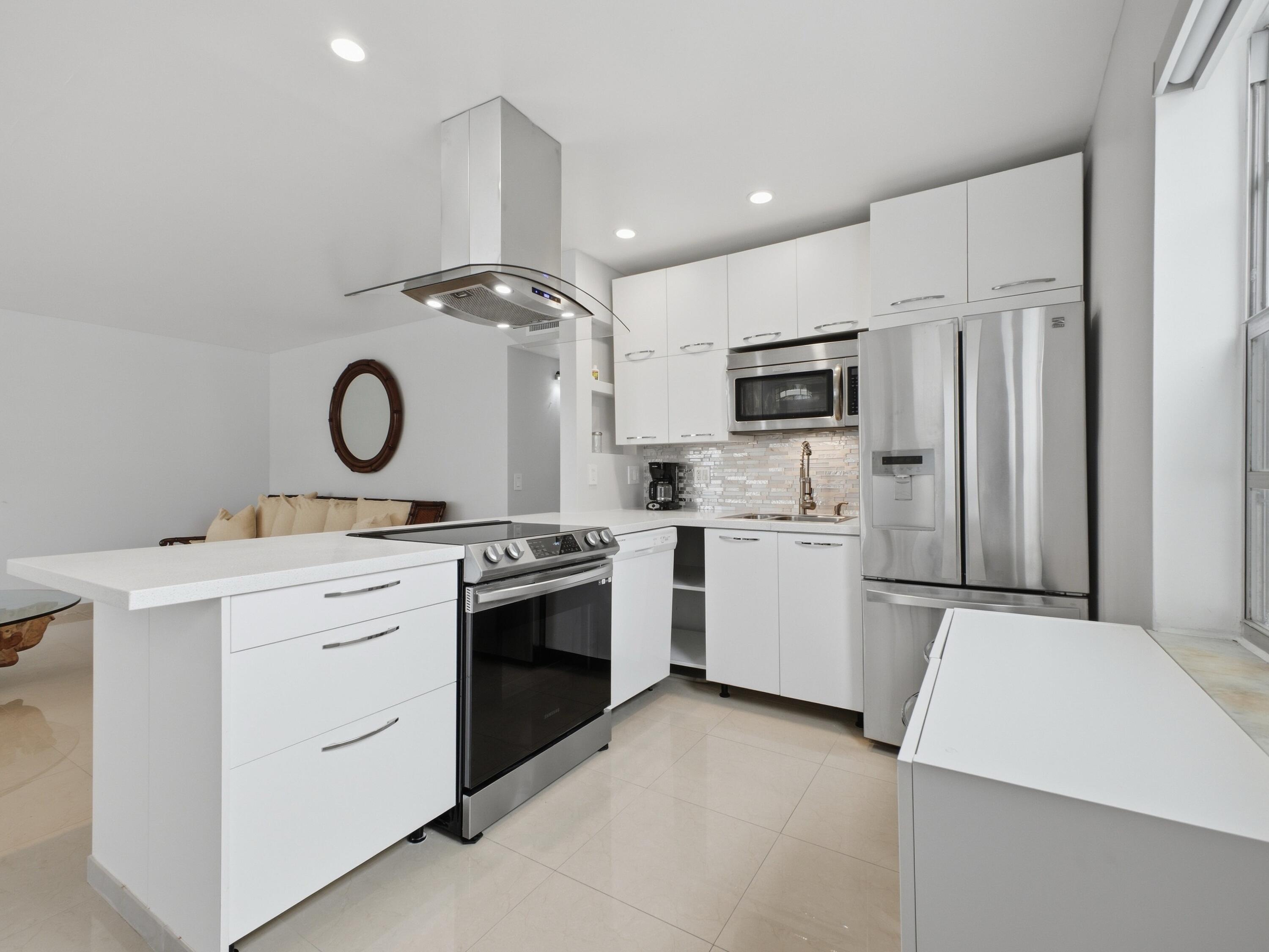 471 Capri J Delray Beach Florida United States, for Sale, residential, Arlene   Toolsie  , Re/Max Direct