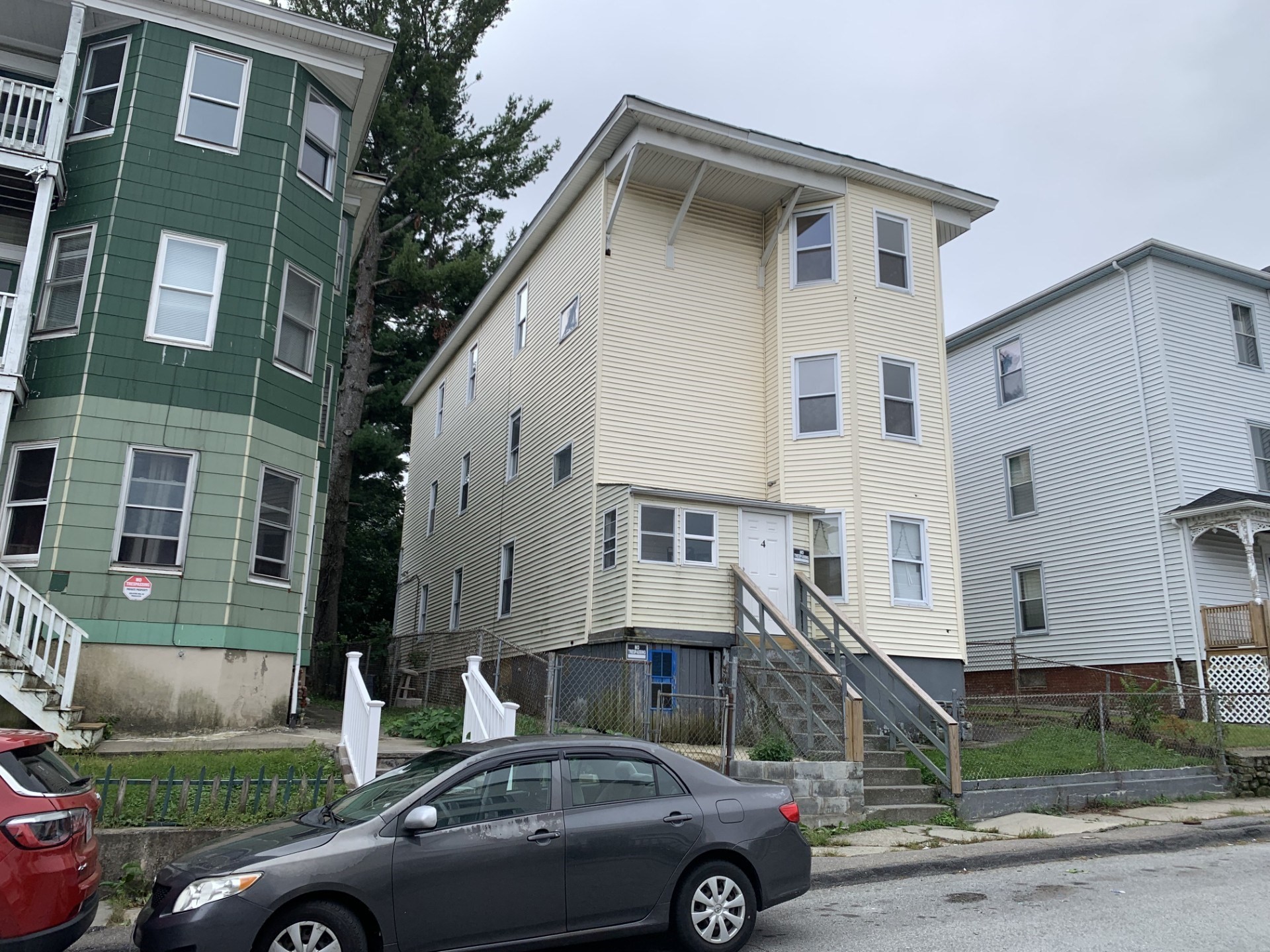 4 Mott St Worcester Massachusetts United States, for Sale, residential, Laura Poulin-Harkins, Century 21 XSell Realty