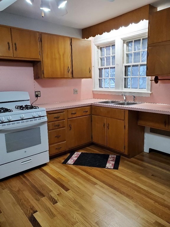 626 South Main Street  UNIT 2  NORTH Fall River Massachusetts United States, for Rent, residential,  ,  Touchdown Realty Inc.