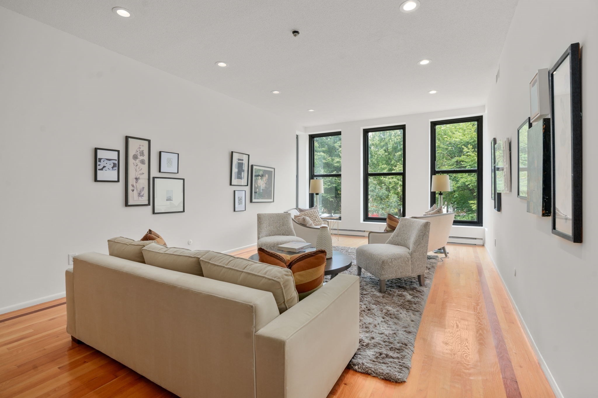 160 Commonwealth Avenue  UNIT 218 Boston Massachusetts United States, for Sale, residential, Darcy Bento, South Boston  Realtor Bento Real Estate Group, Bento Real Estate Group, Inc.