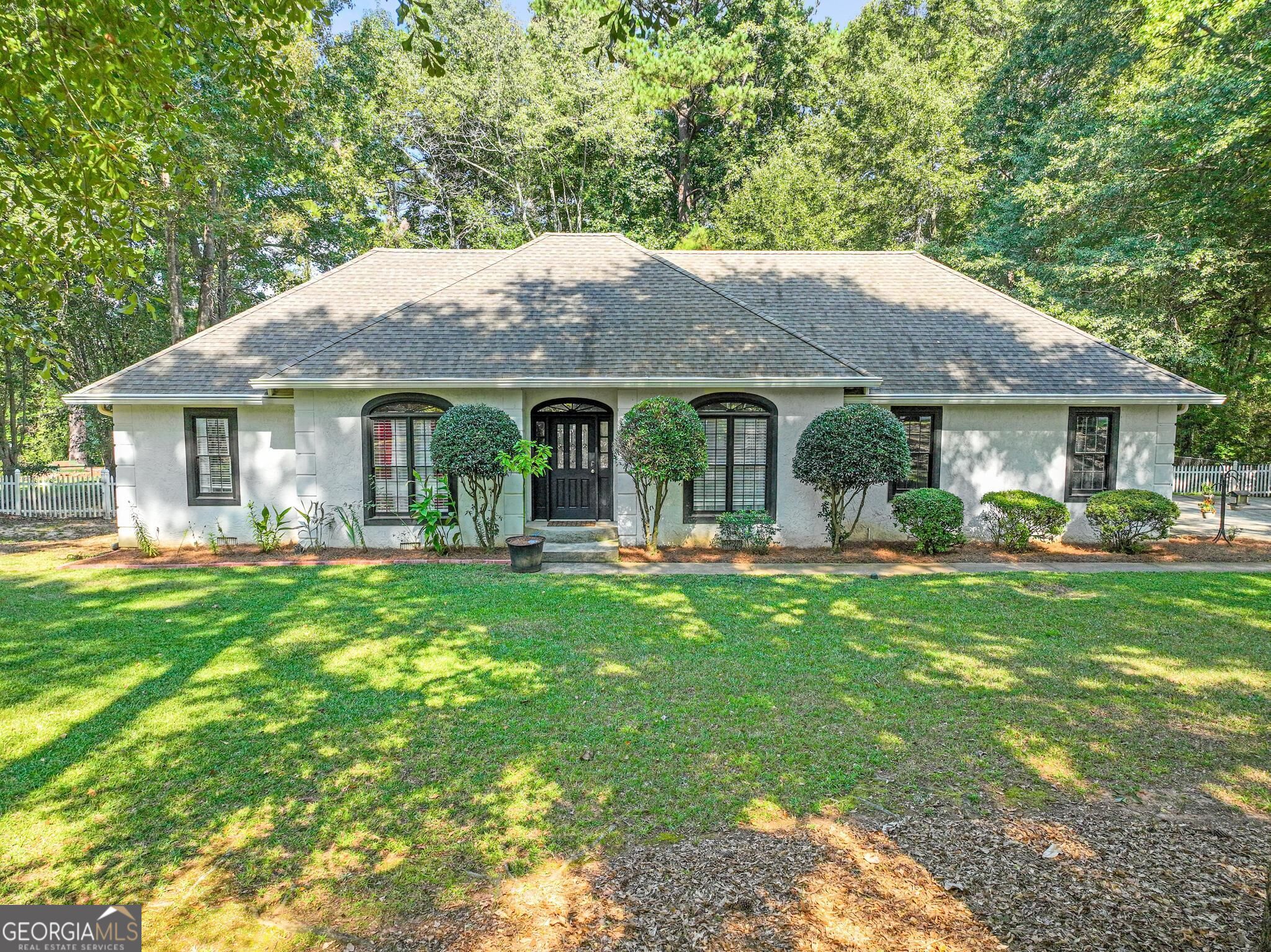 215 Clearview Circle Mcdonough Georgia United States, for Sale, residential,  , Provision Realty Inc.